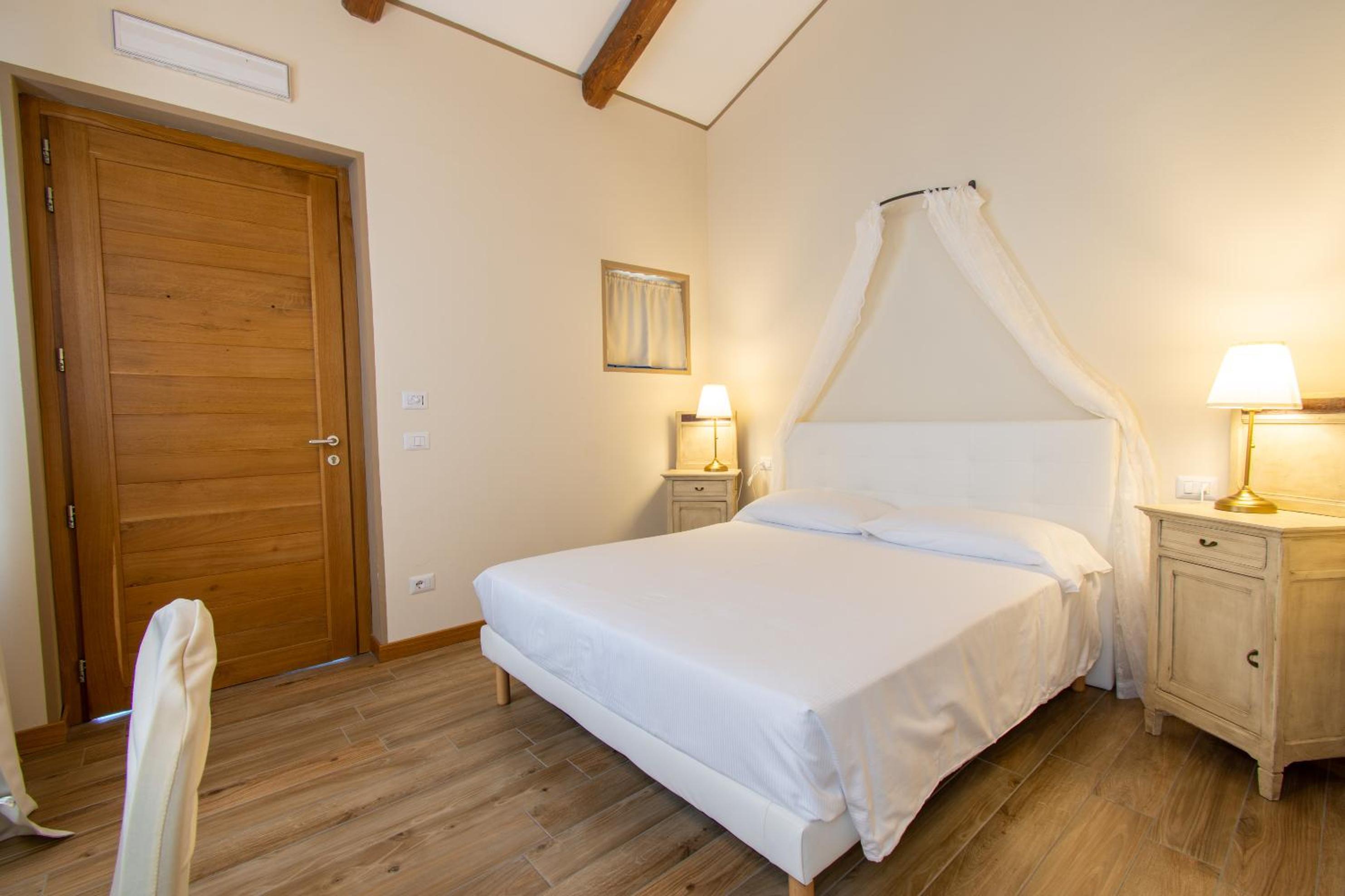 Superior Double Room photo 3
