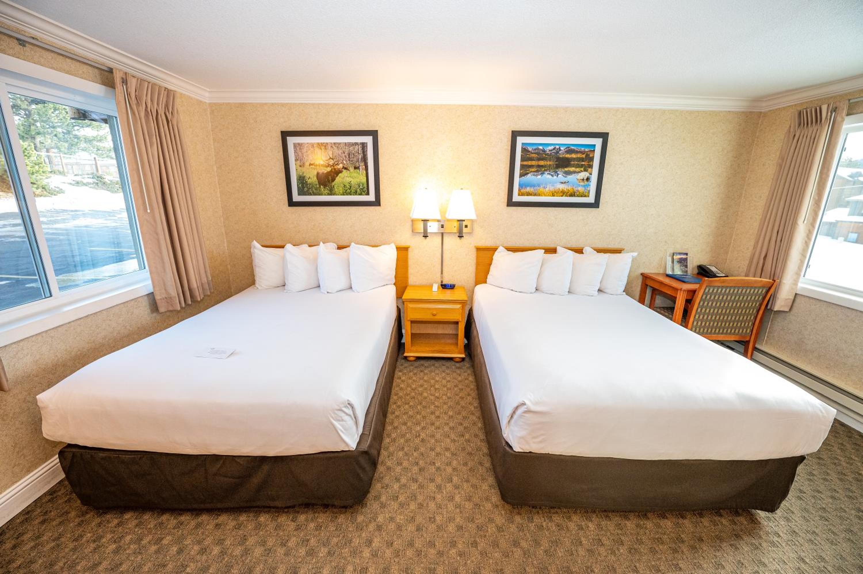 Double Room with Two Double Beds - Non-Smoking - Photo 5