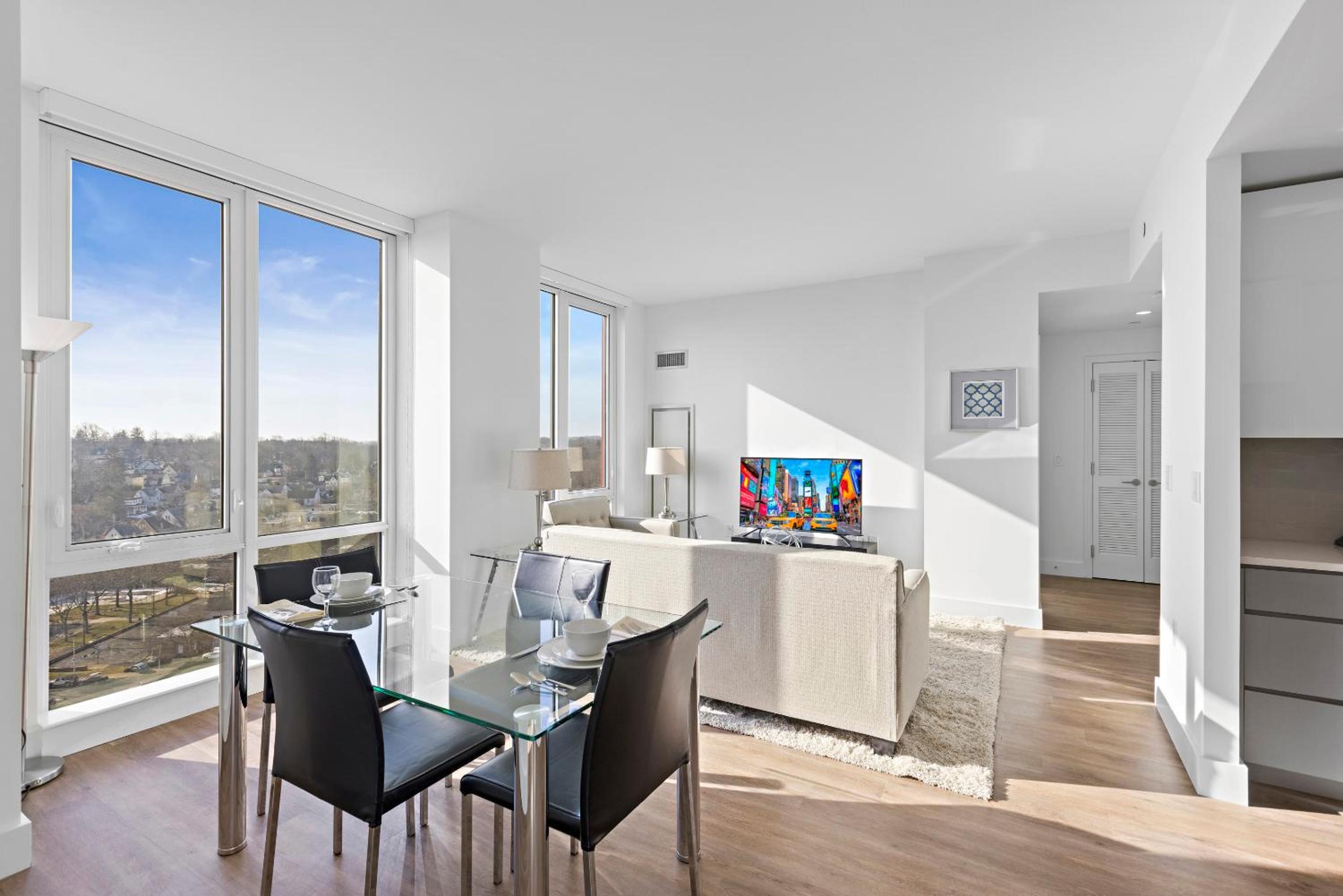 Luxury Two Bedroom Apartment photo 2