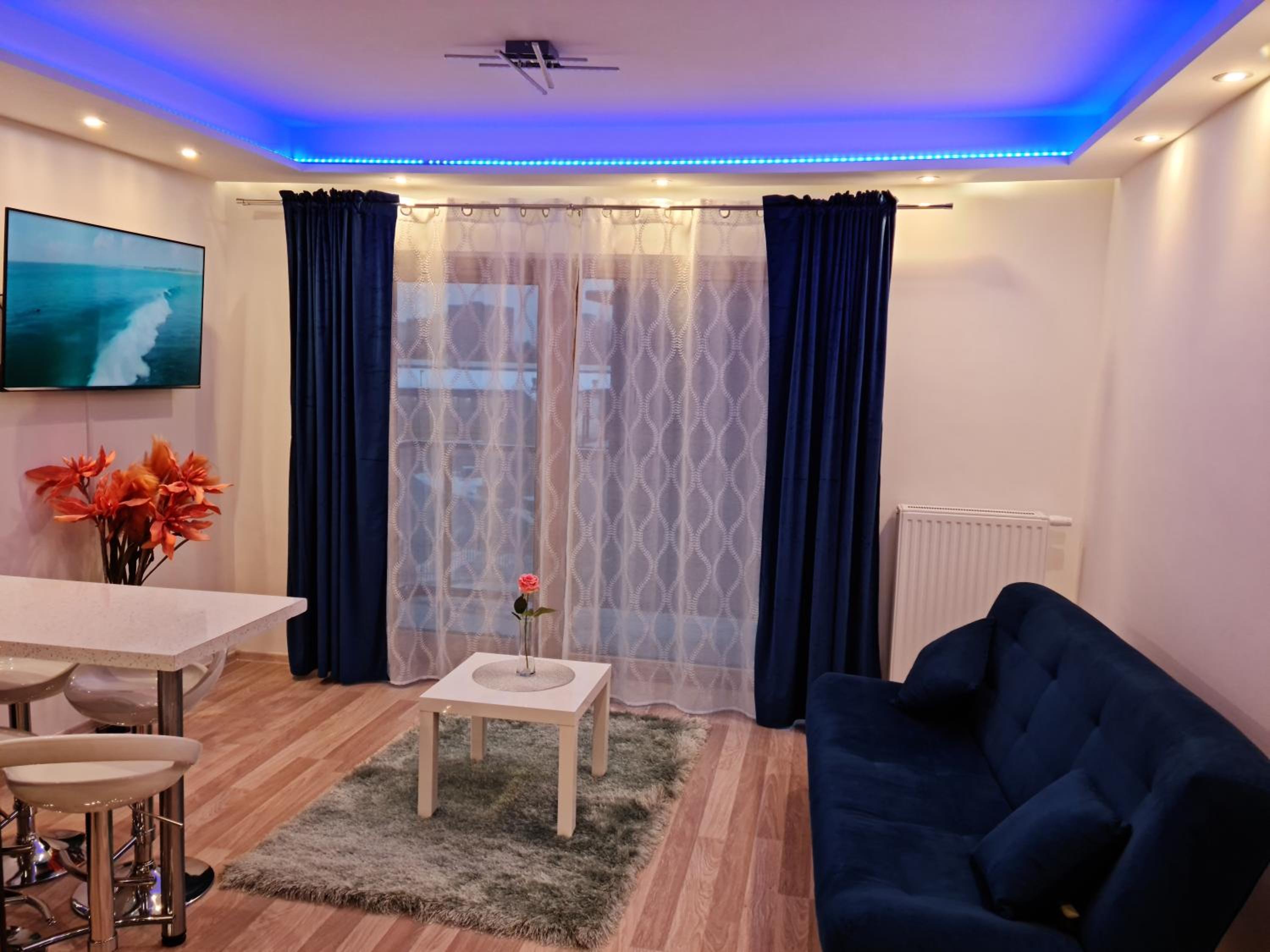One-Bedroom Apartment - Photo 14