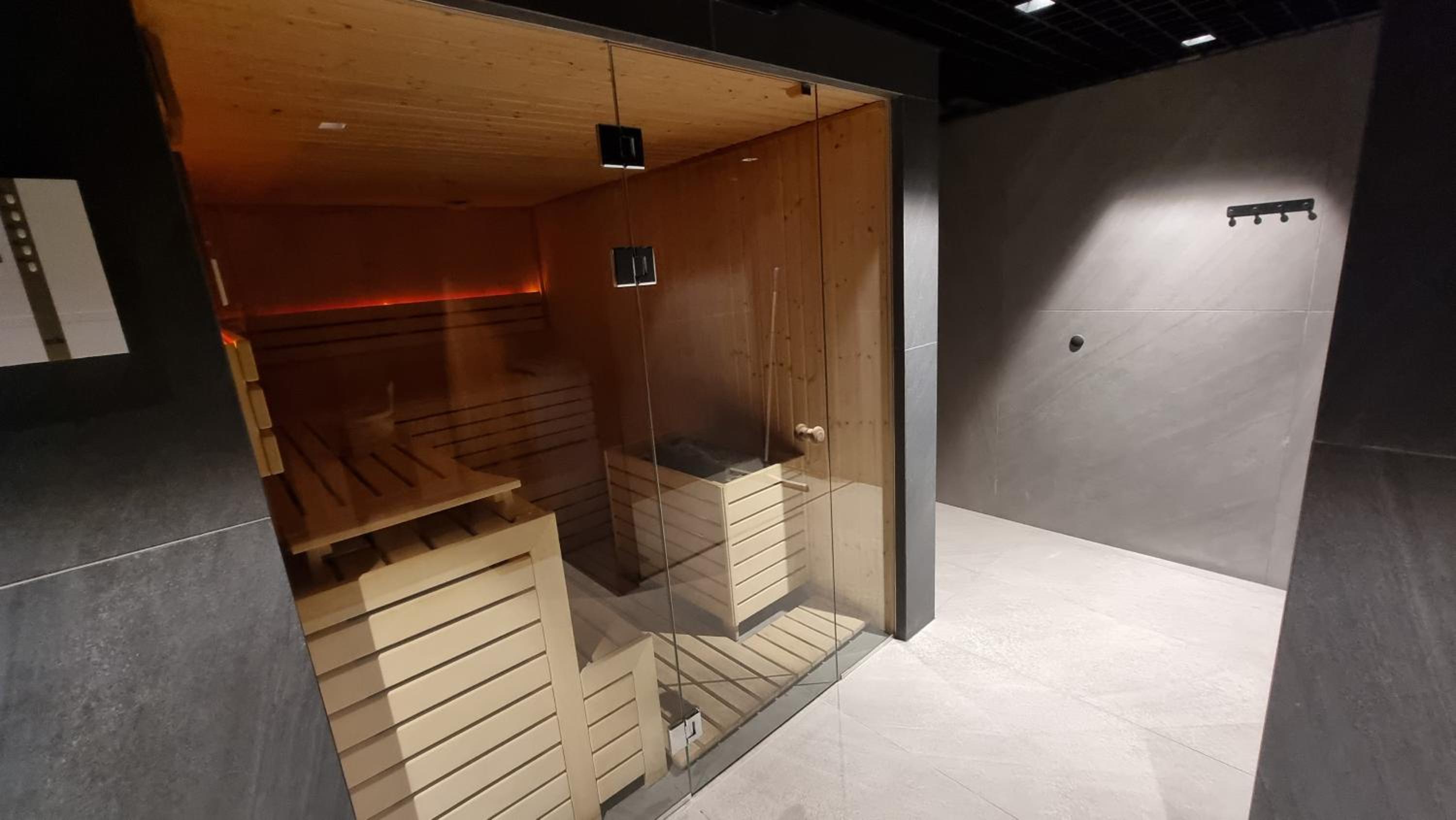 One-Bedroom Apartment - Photo 16