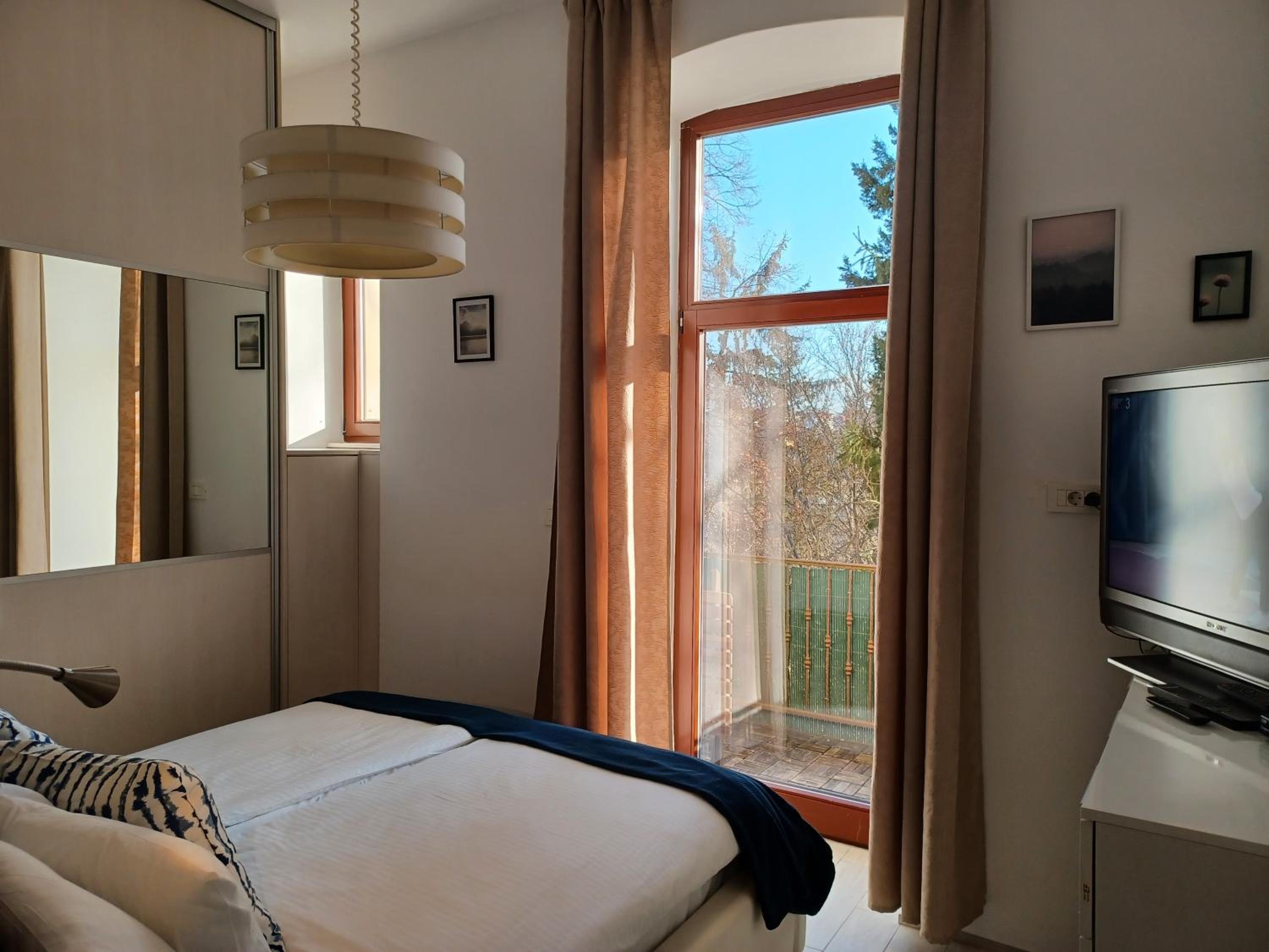 Two-Bedroom Apartment - Photo 3
