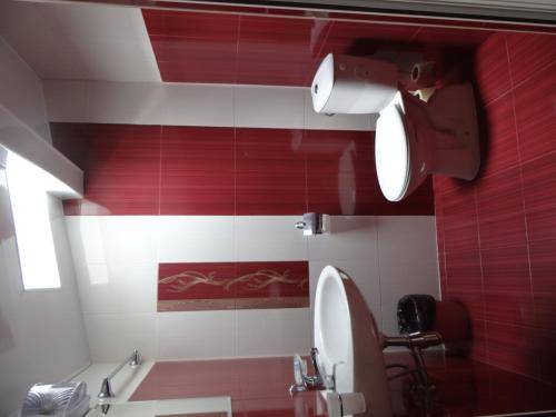 Double Room with Balcony (2 Adults) photo 2