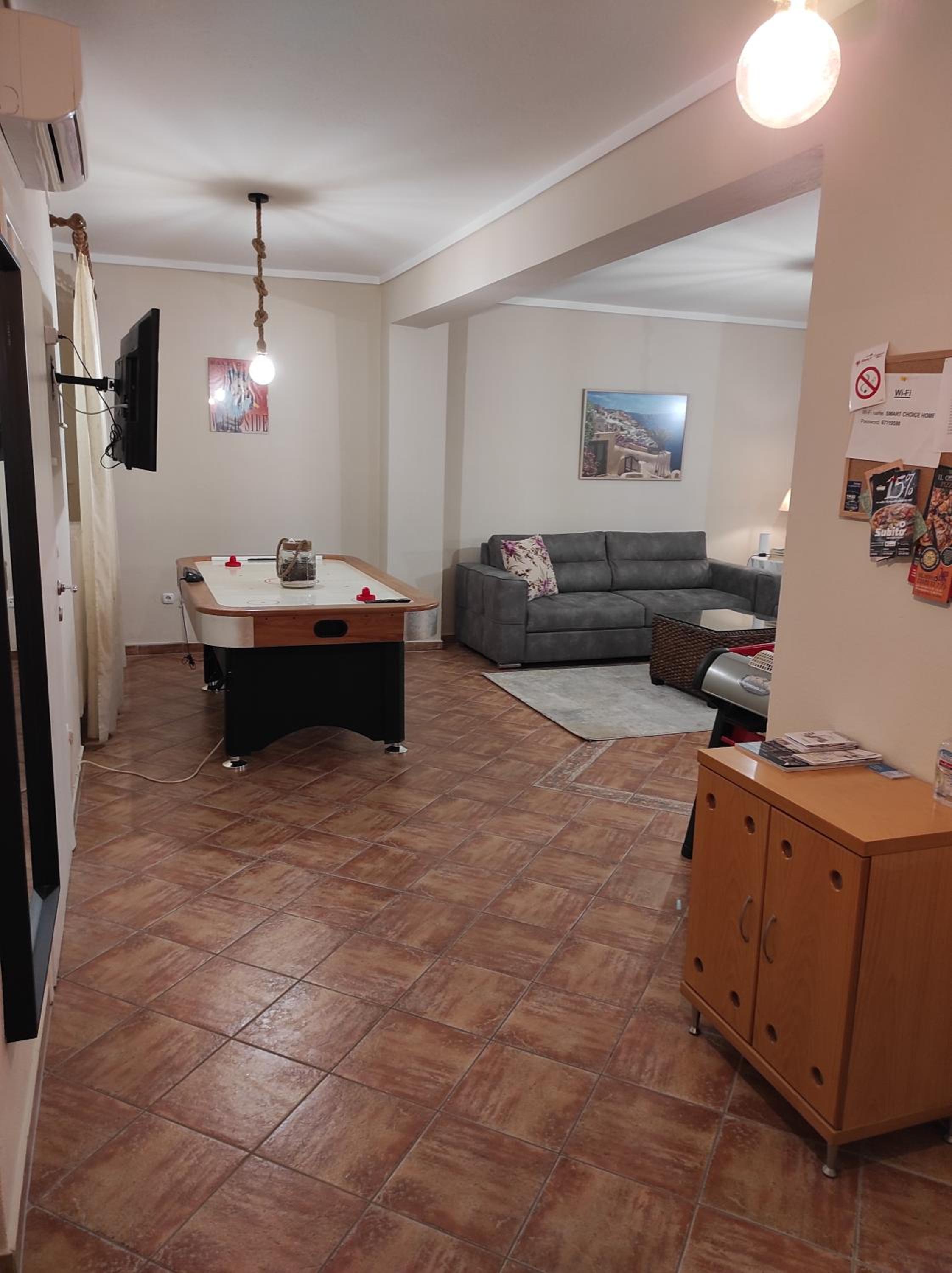 Two-Bedroom House - Photo 19
