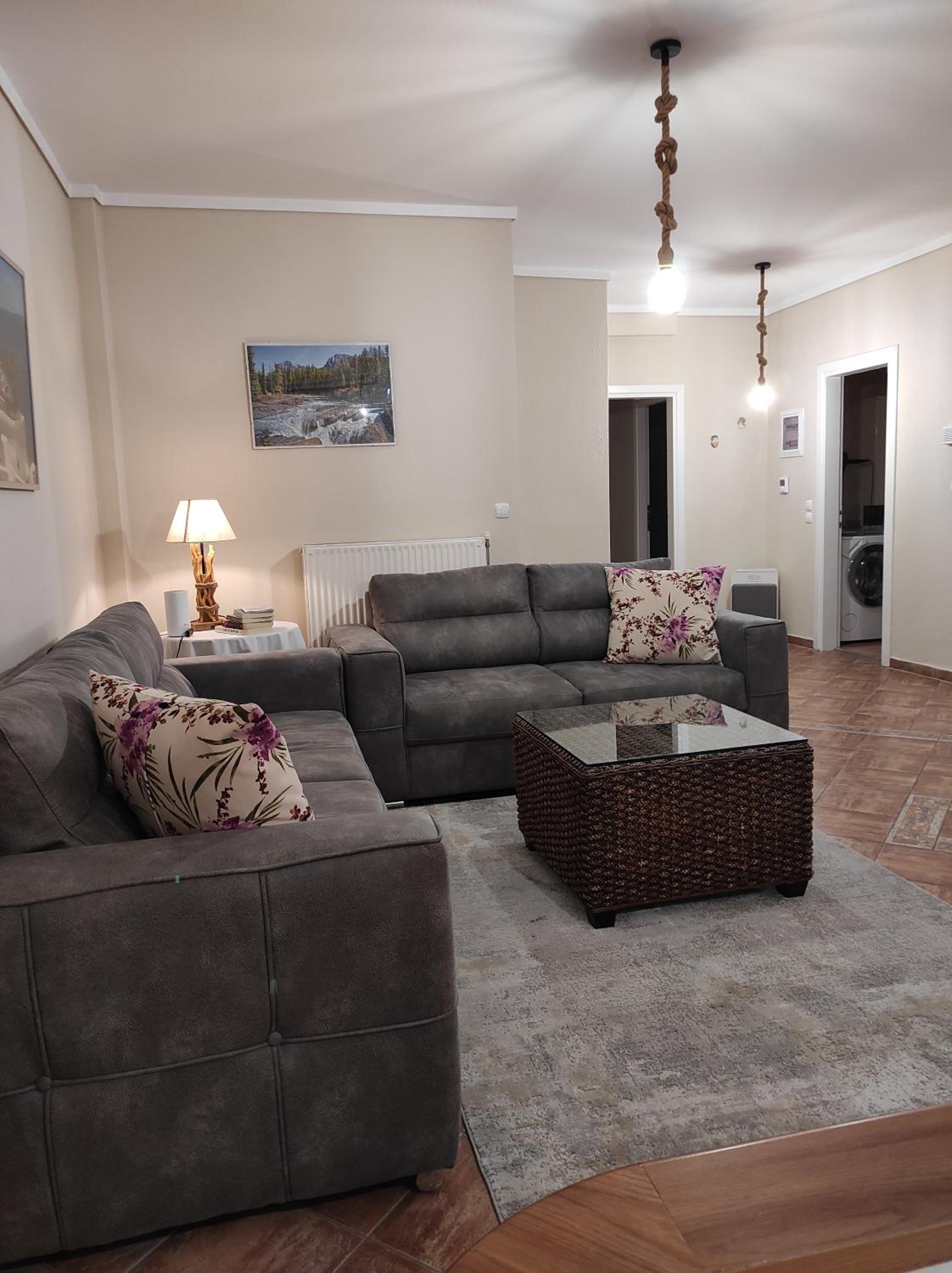 Two-Bedroom House - Photo 20