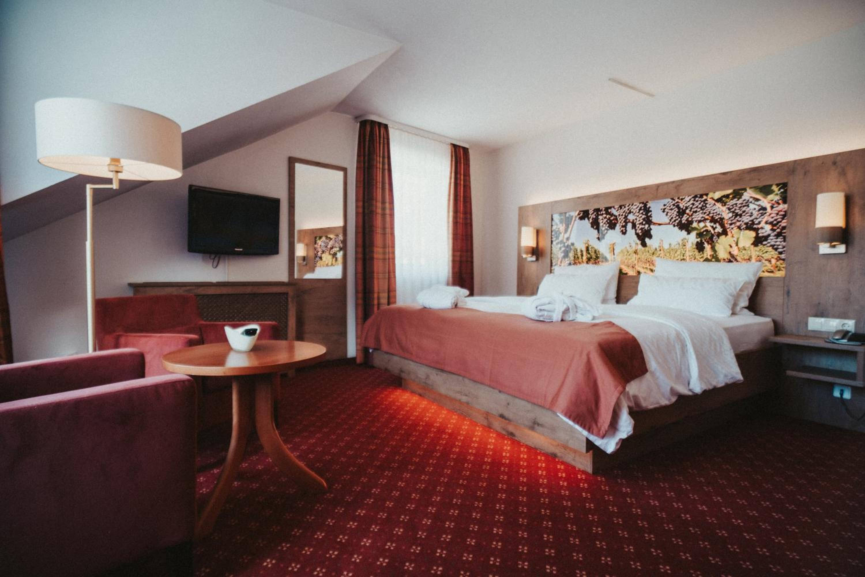 Double Room - Photo 7