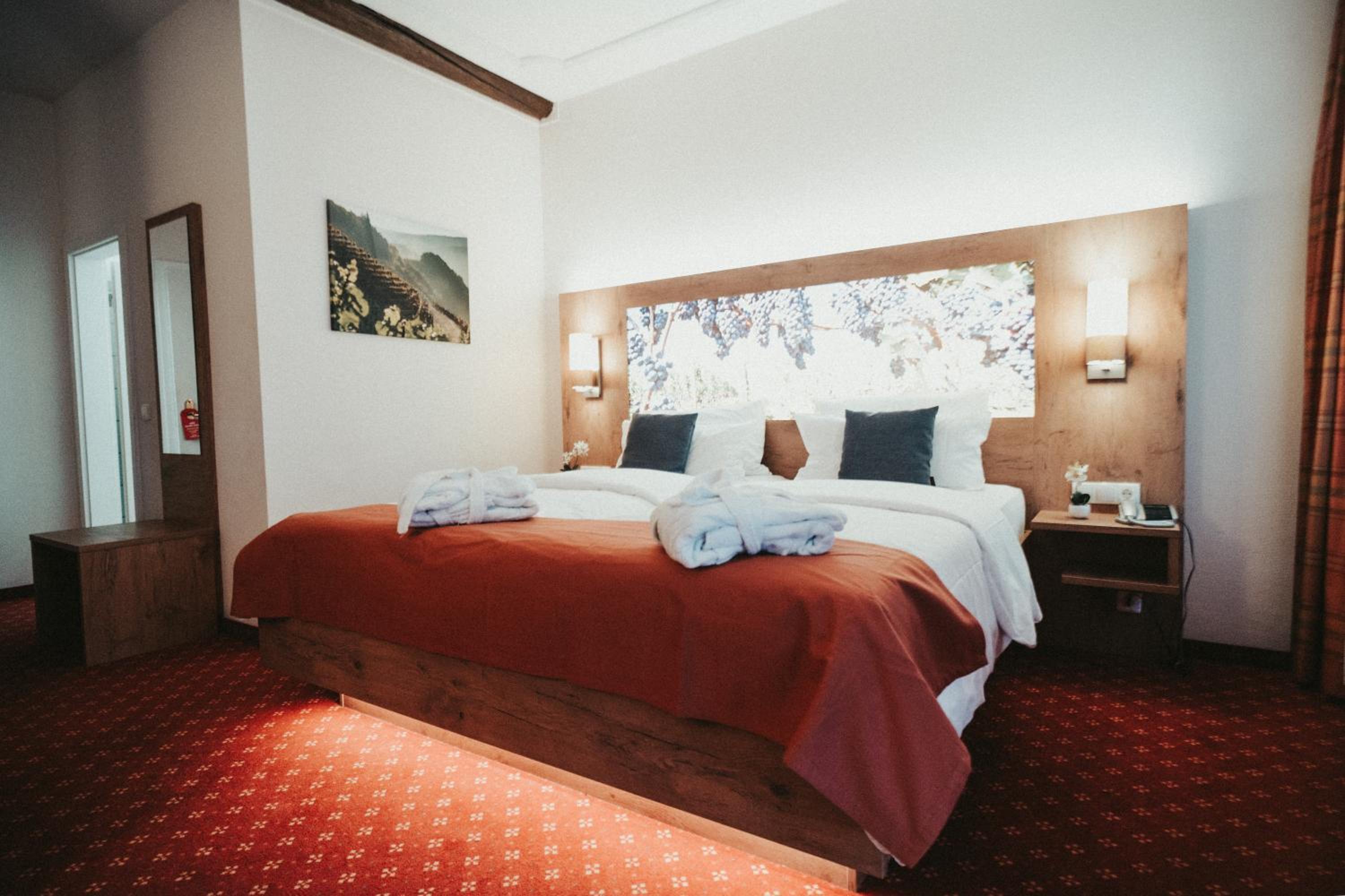 Double Room - Photo 5