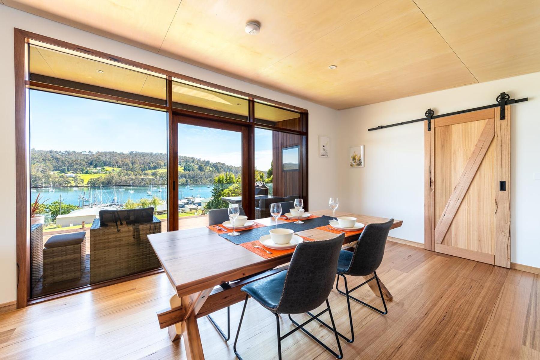 One-Bedroom Villa - Photo 10