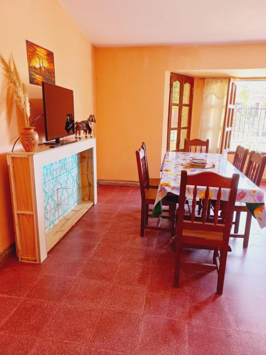 Three-Bedroom House photo 2