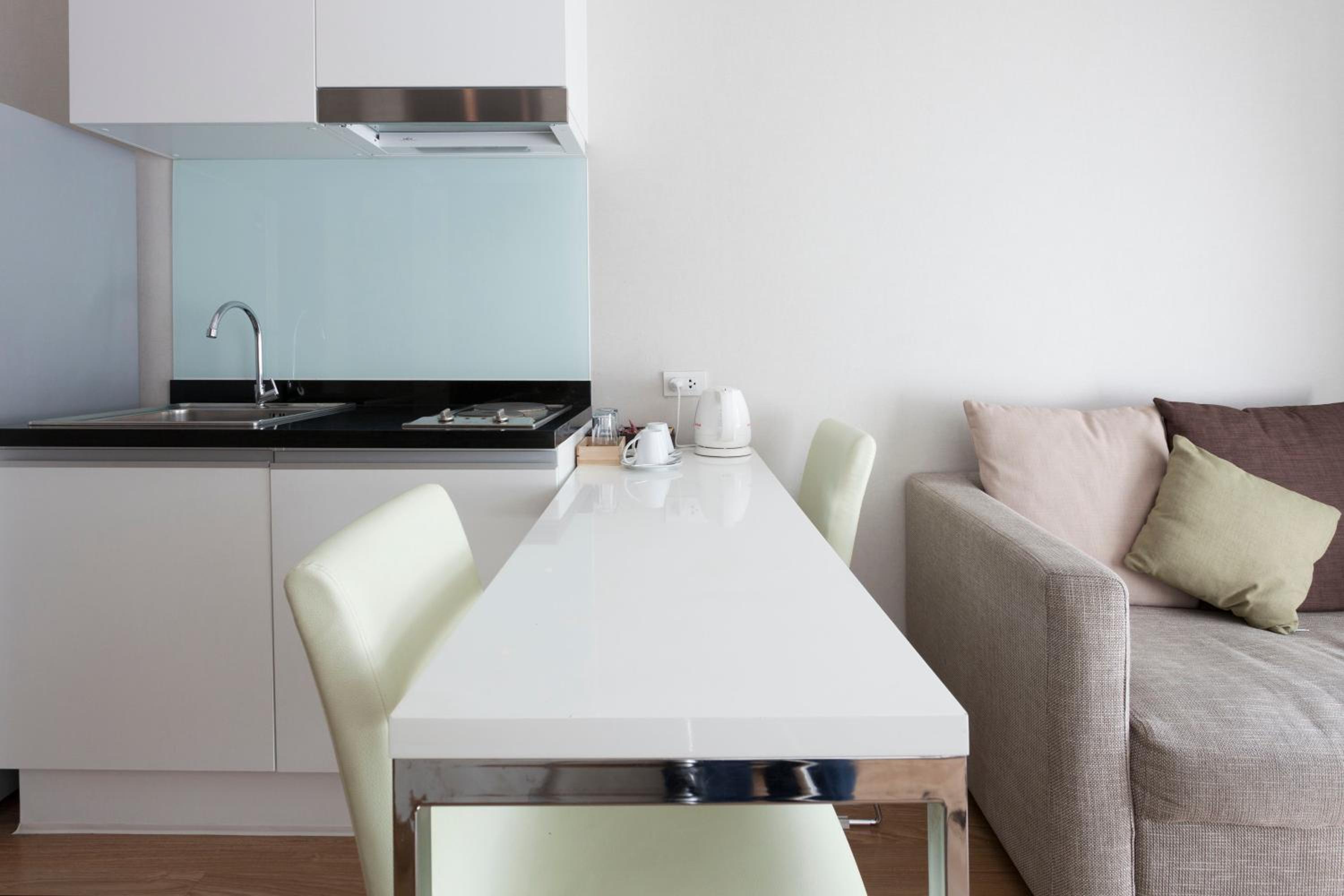 One-Bedroom Apartment - Photo 26