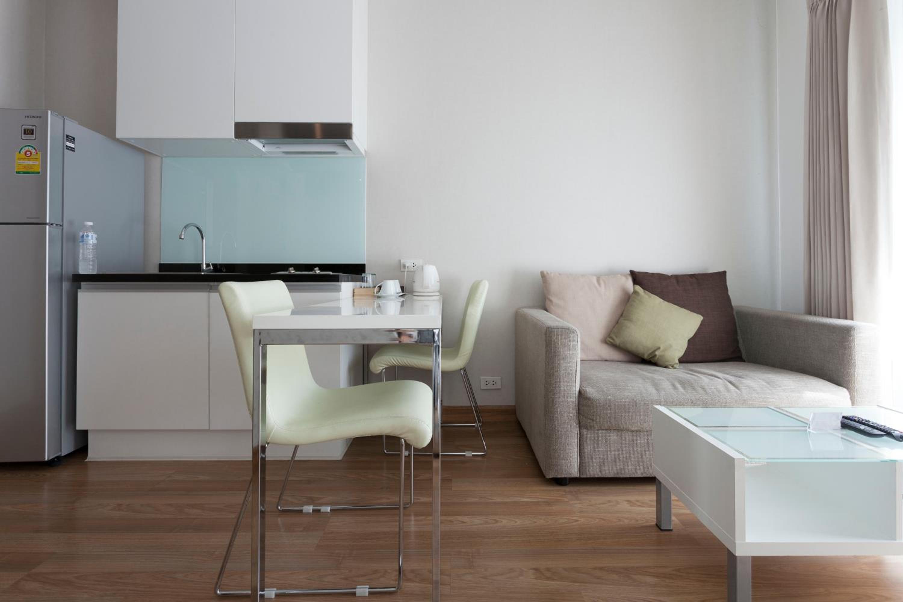 One-Bedroom Apartment - Photo 20