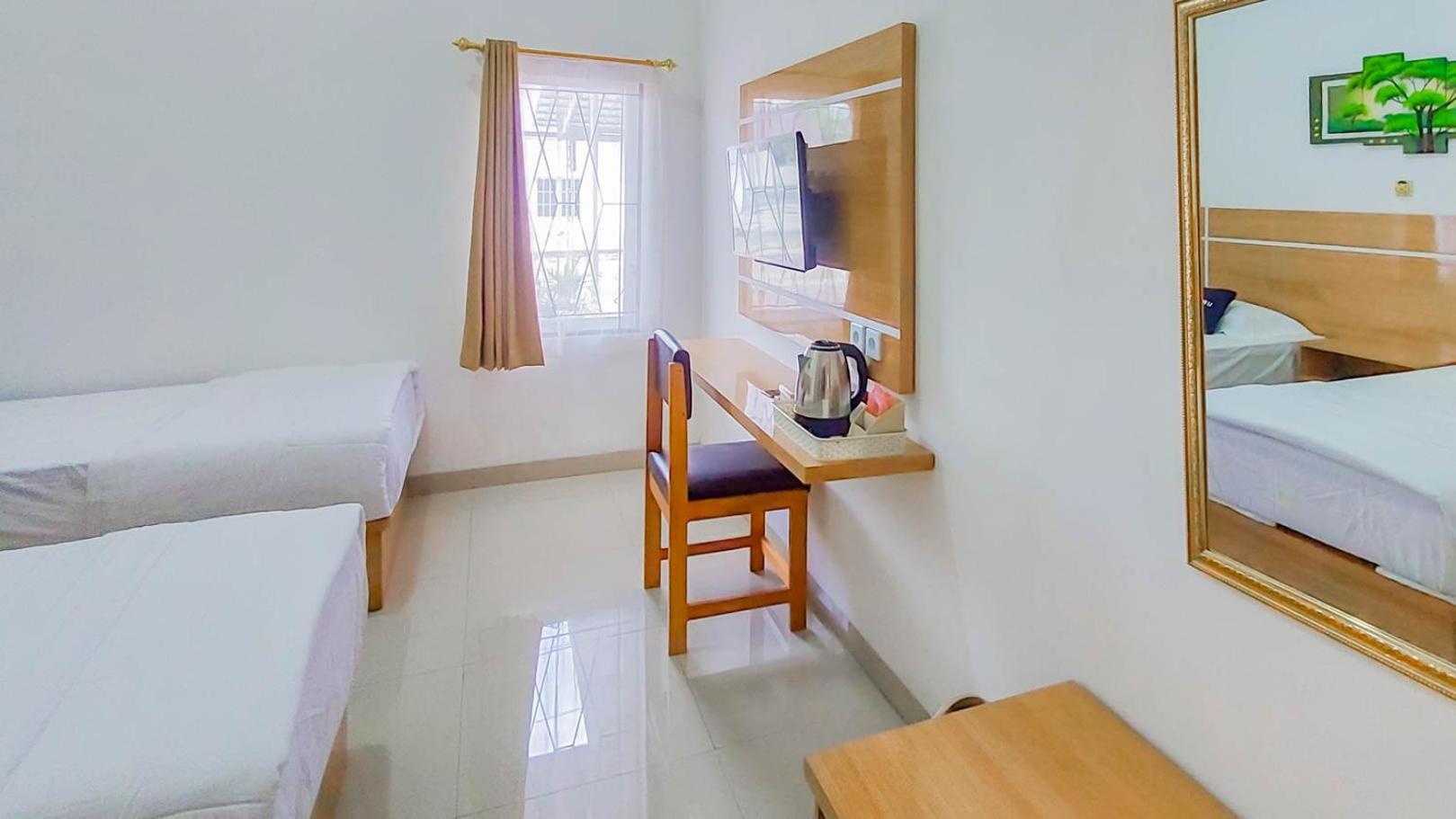 Superior Twin Room - Photo 4