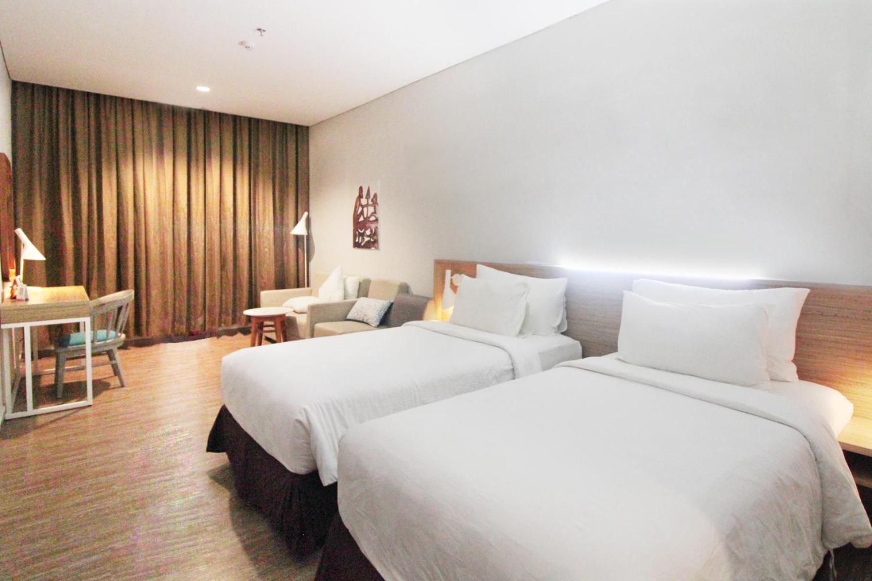 Large Twin Room - Photo 4