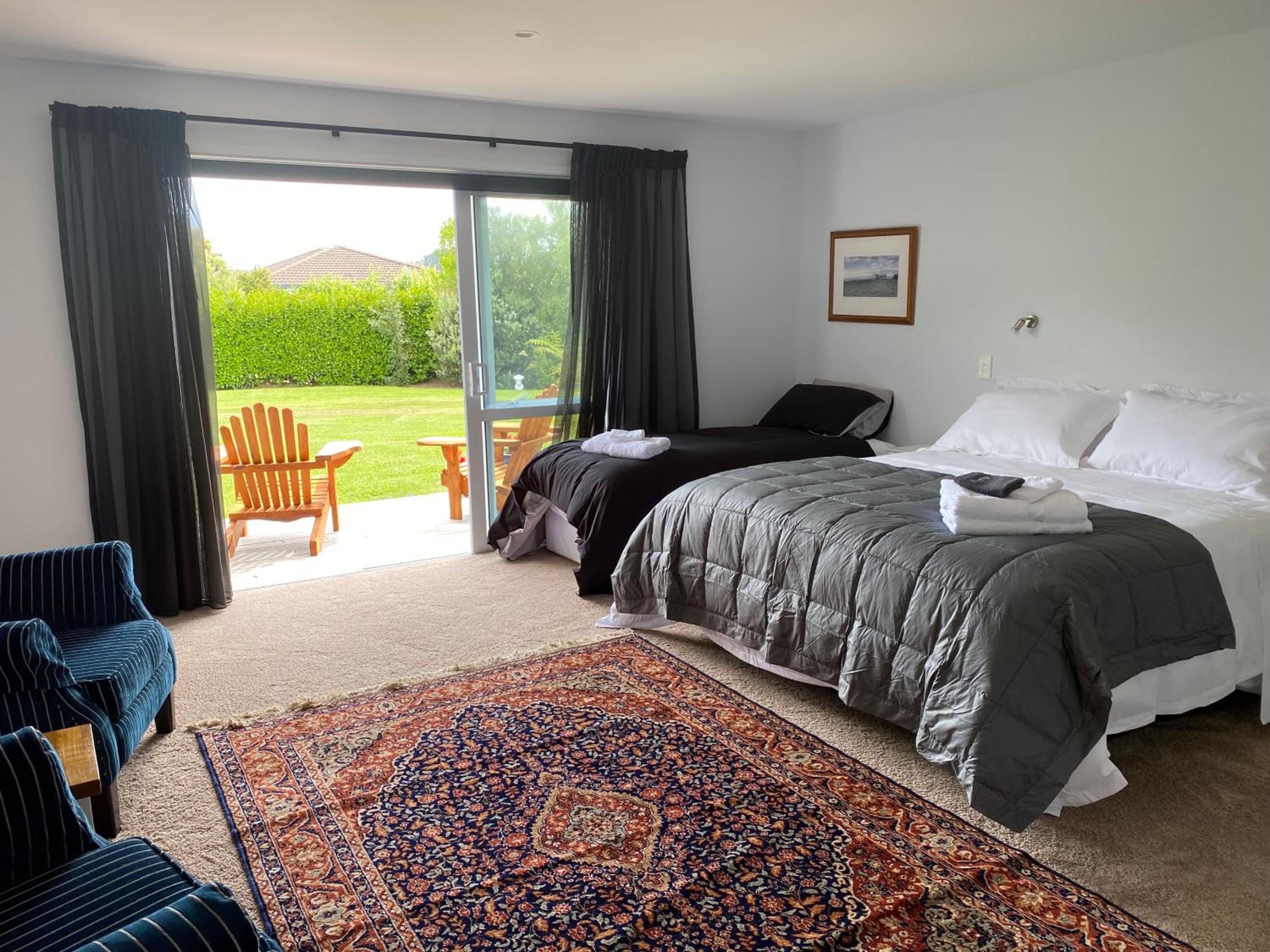 Deluxe King Suite