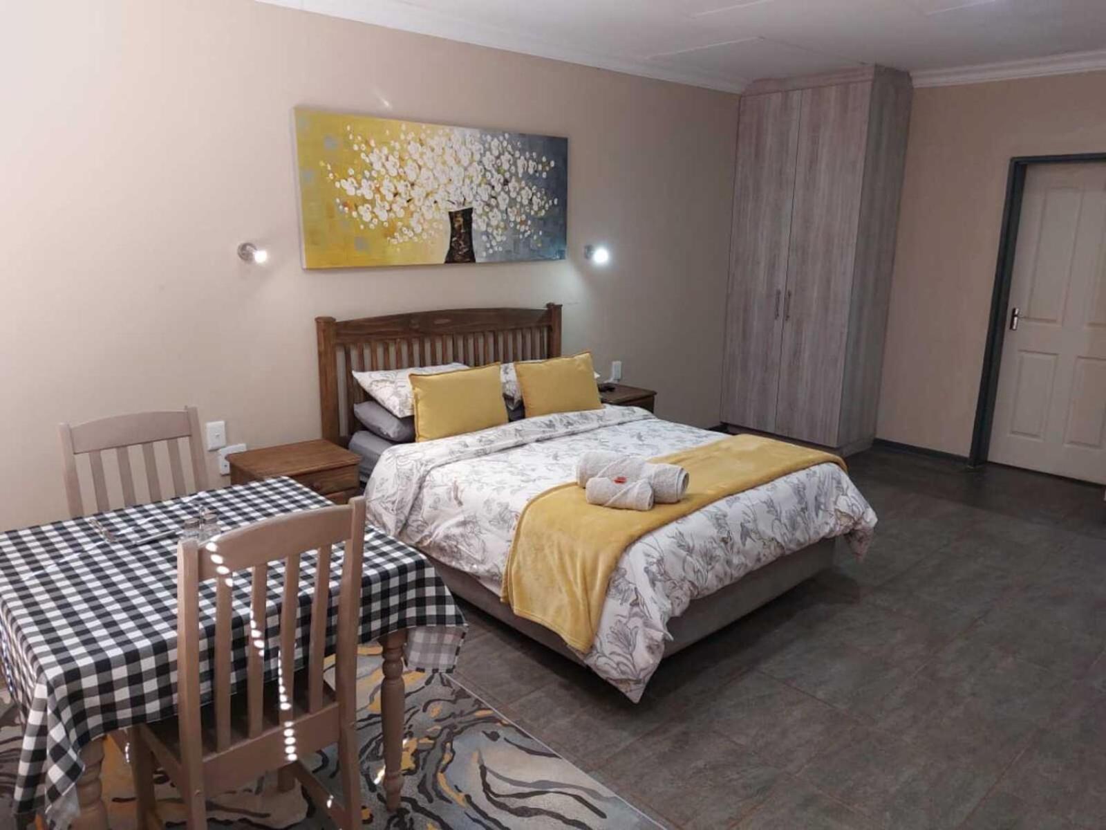 Queen Room