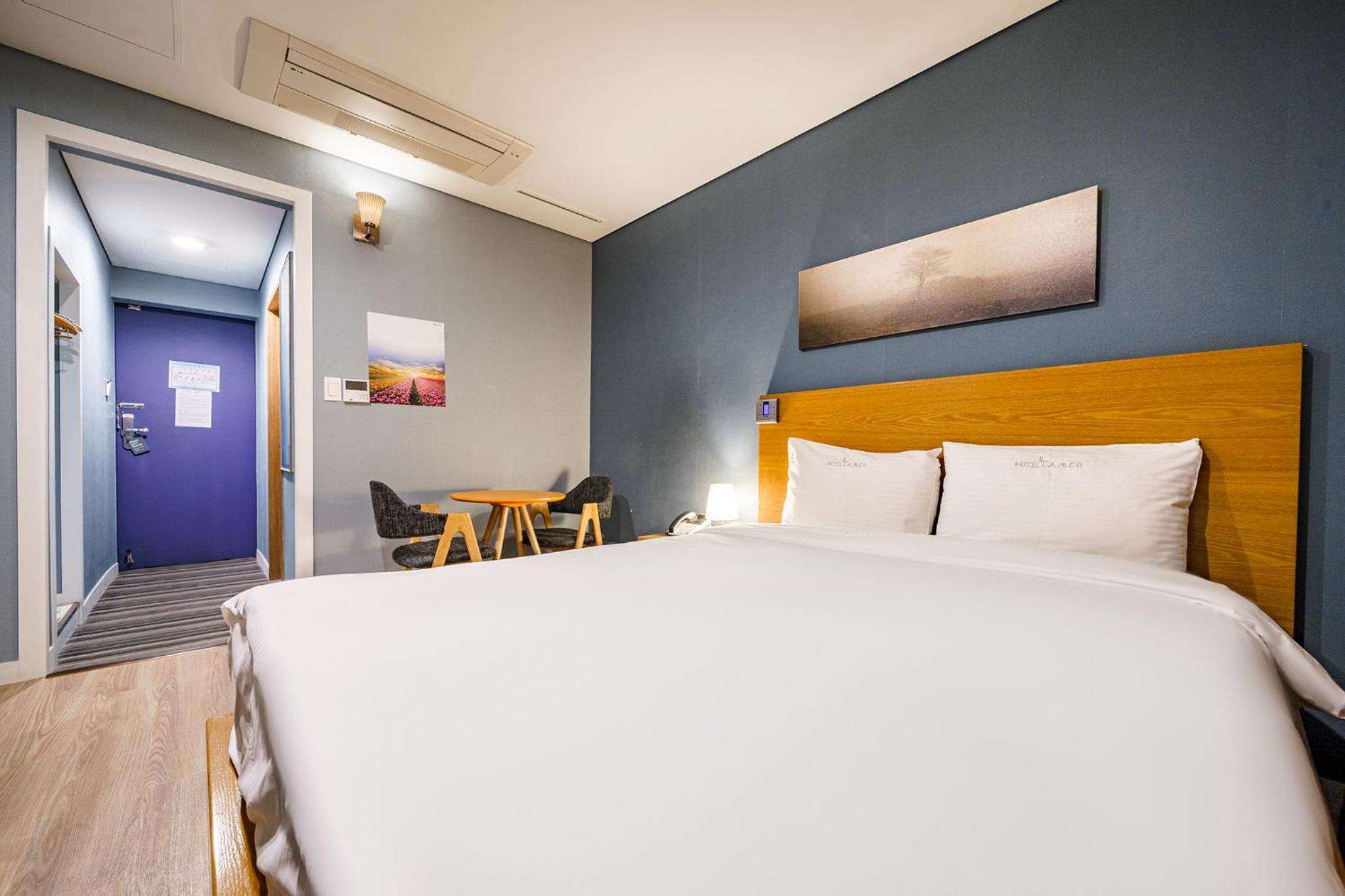 Business Double Room - Photo 10