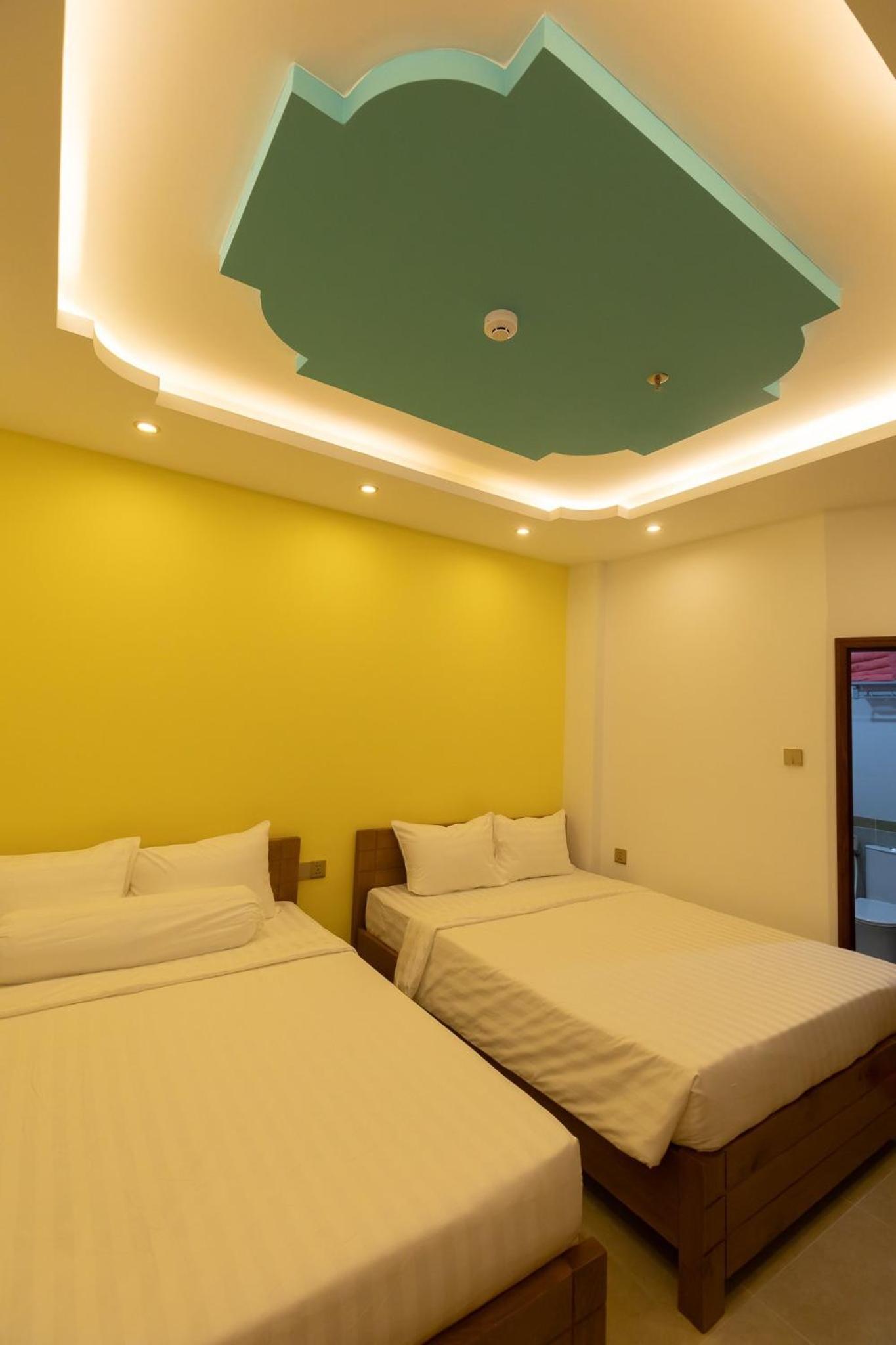Quadruple Room - Photo 1