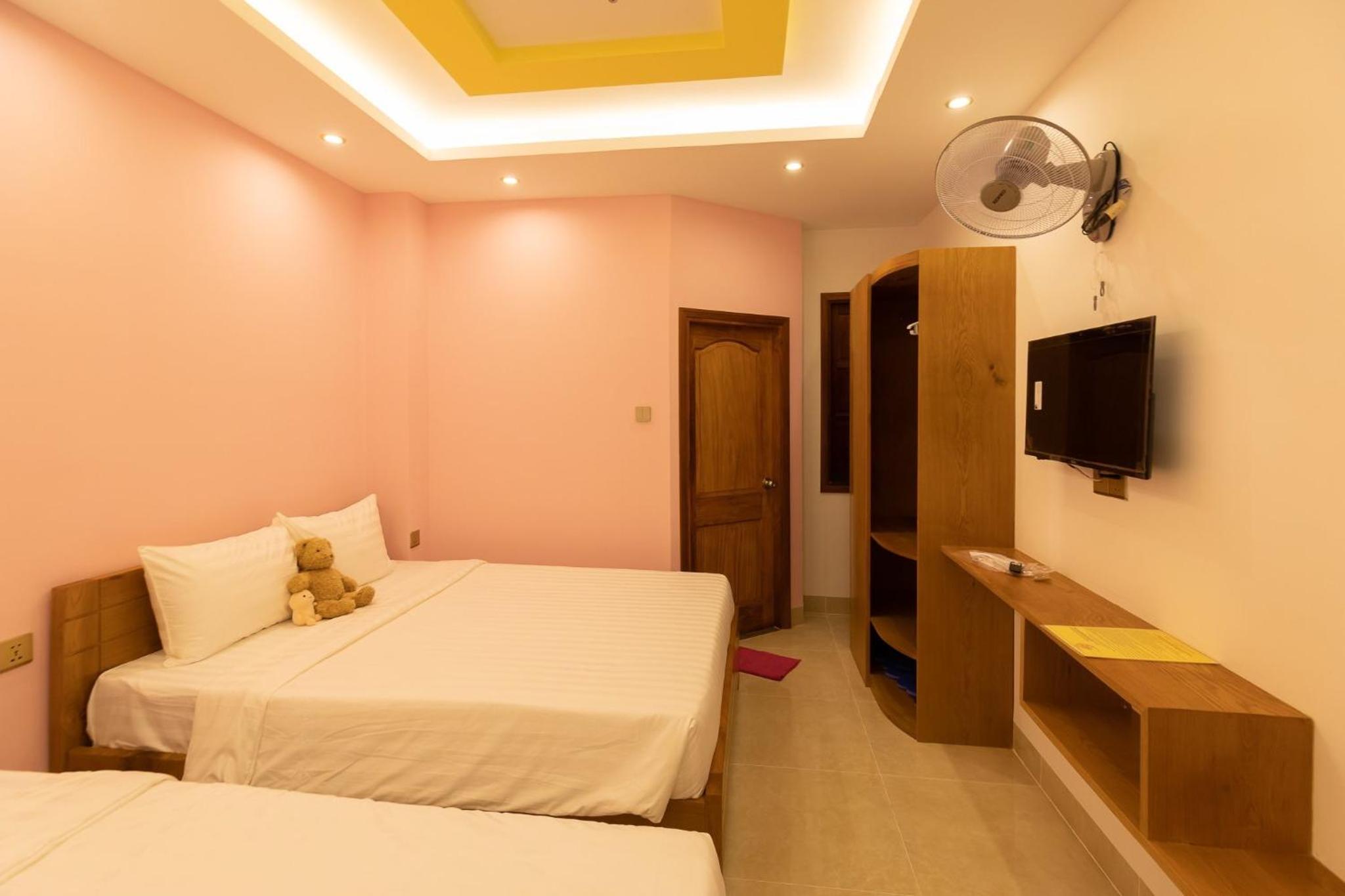 Quadruple Room - Photo 2