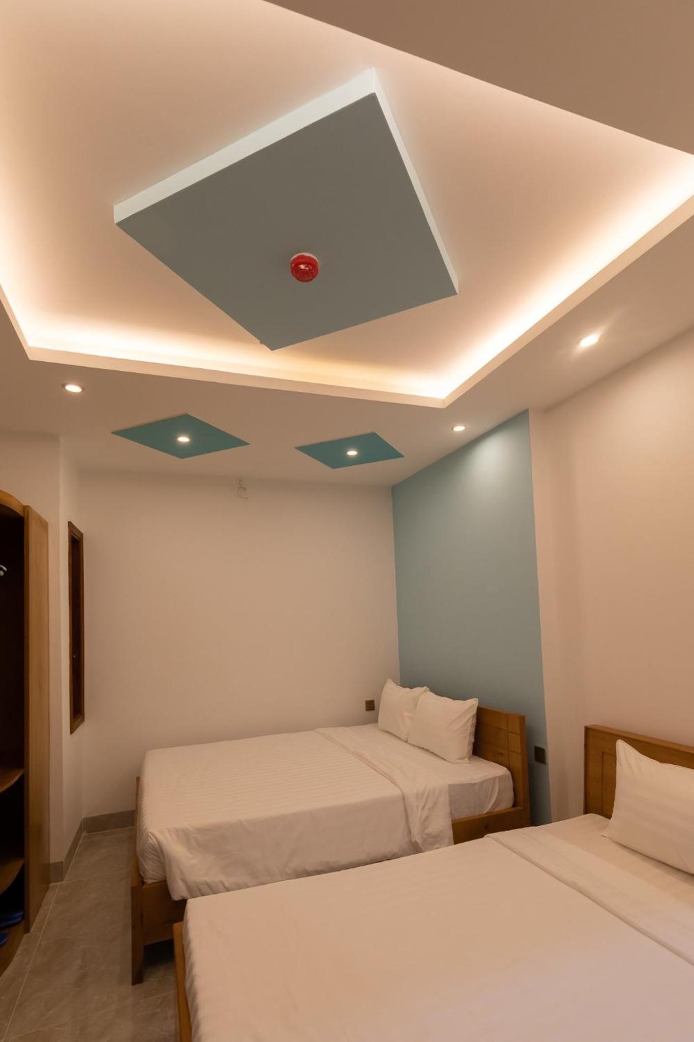 Triple Room - Photo 12