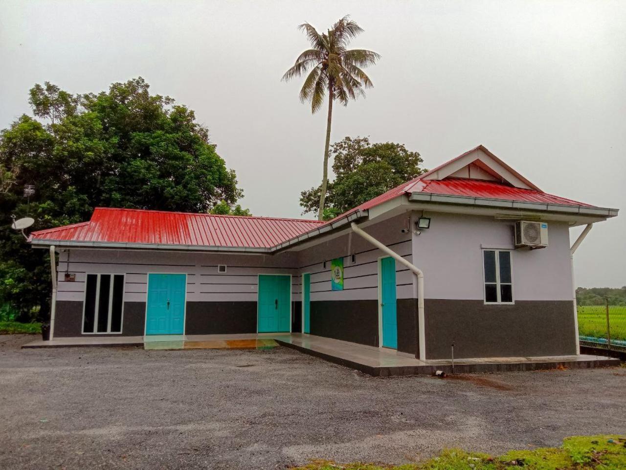 Three-Bedroom Villa photo 1