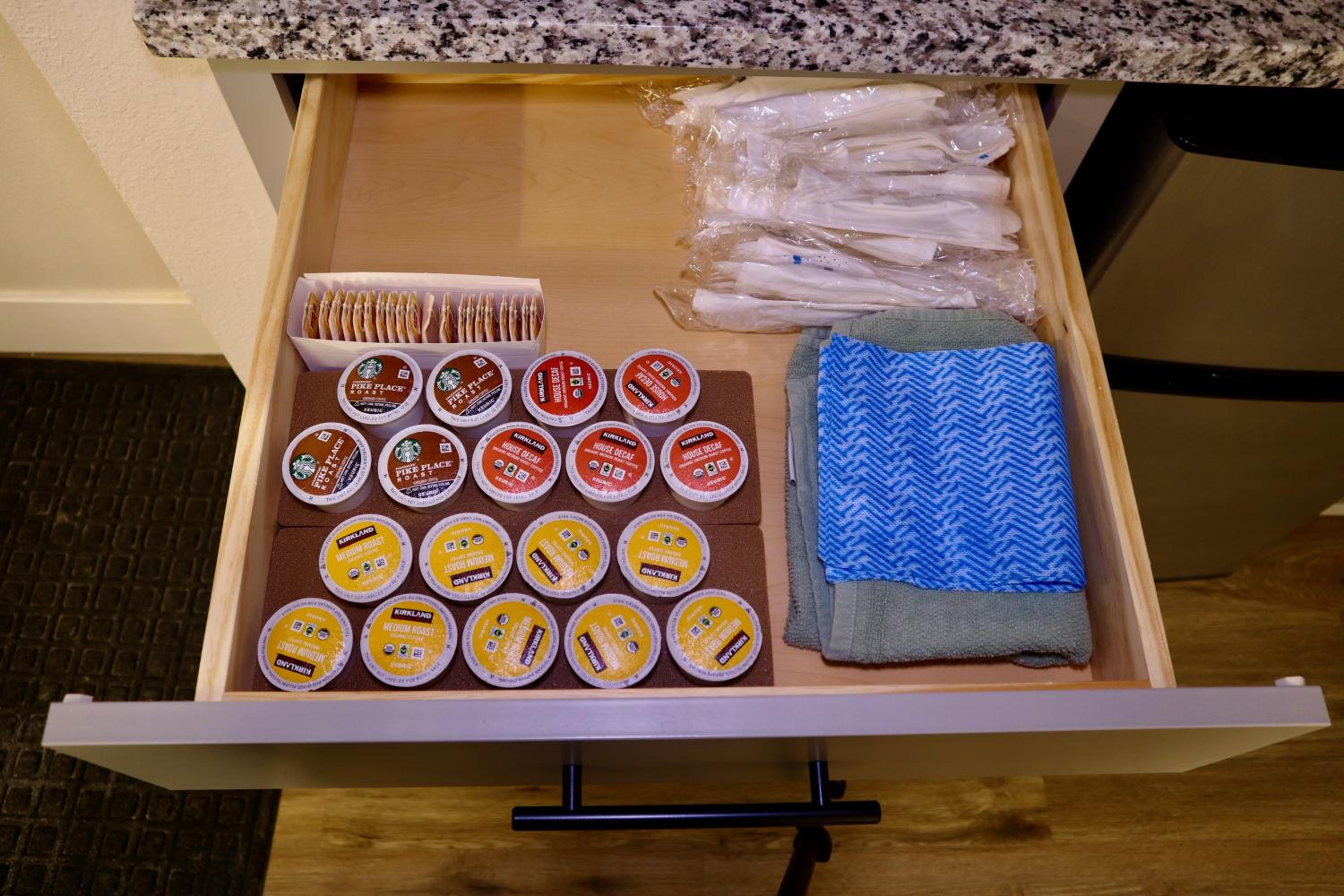 Deluxe King Studio - Photo 29