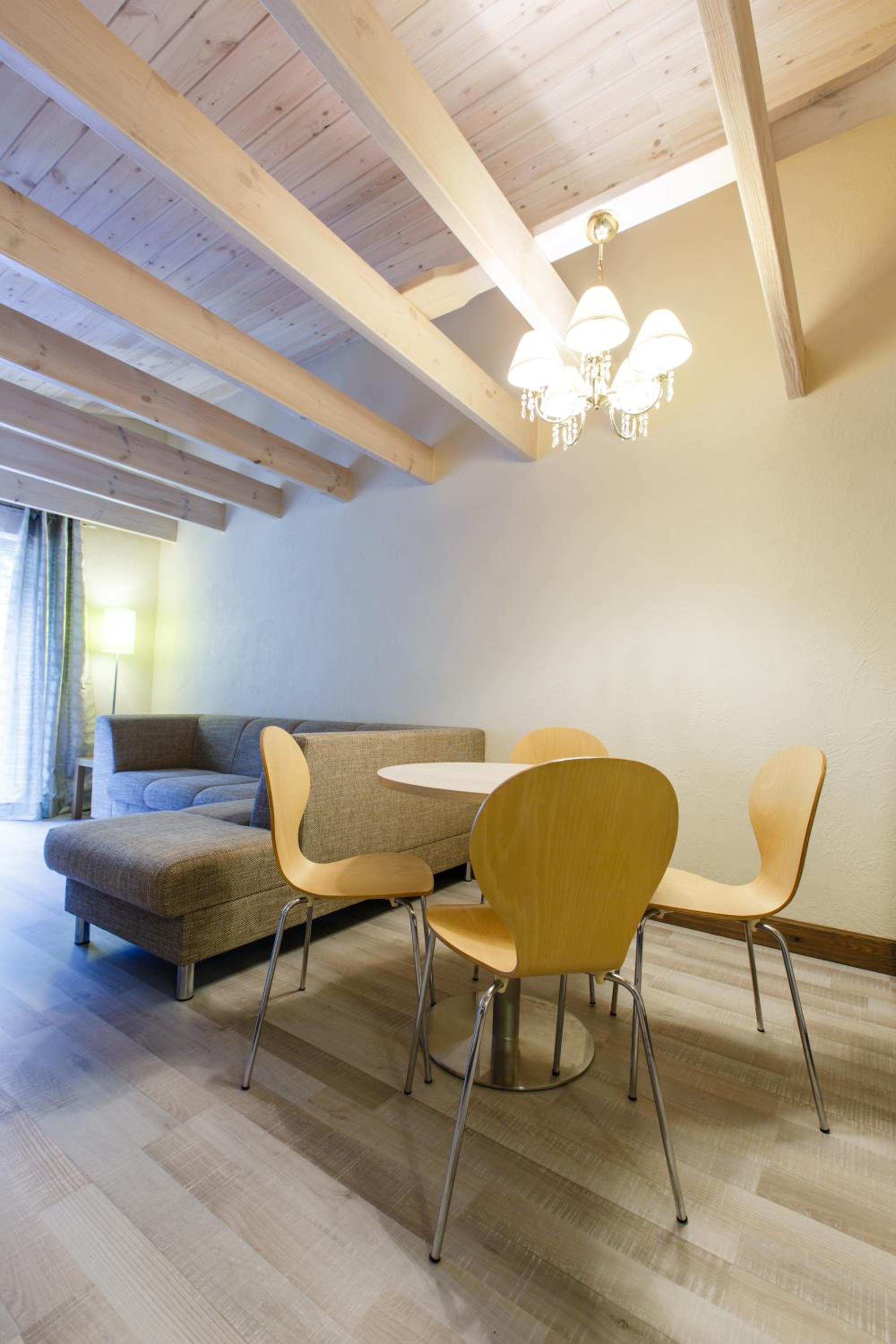 Suite with Garden View - Photo 8