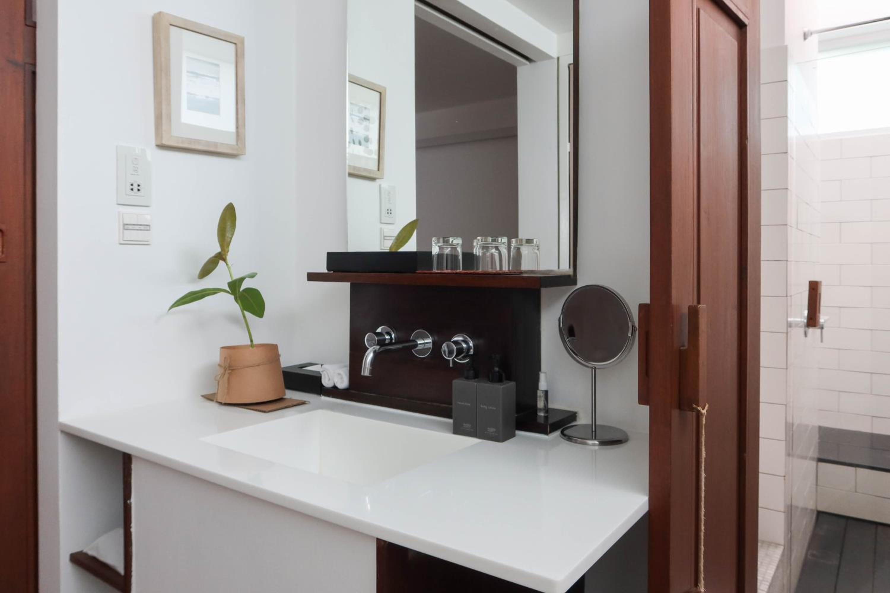Sansky Deluxe Room - Photo 5