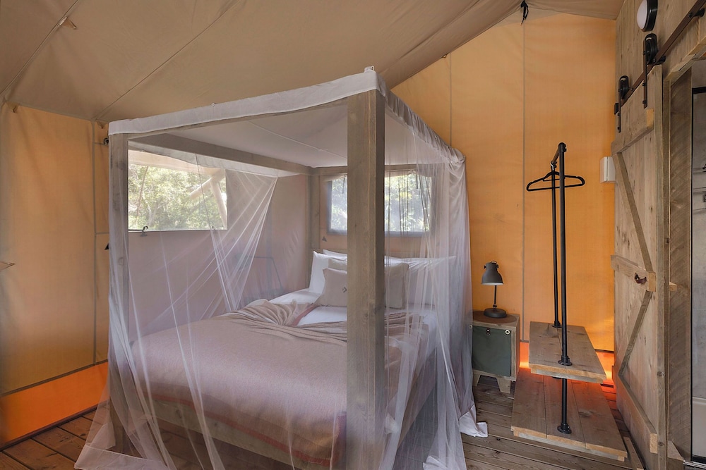 Glamping Tent - Sleeps 4 photo 2