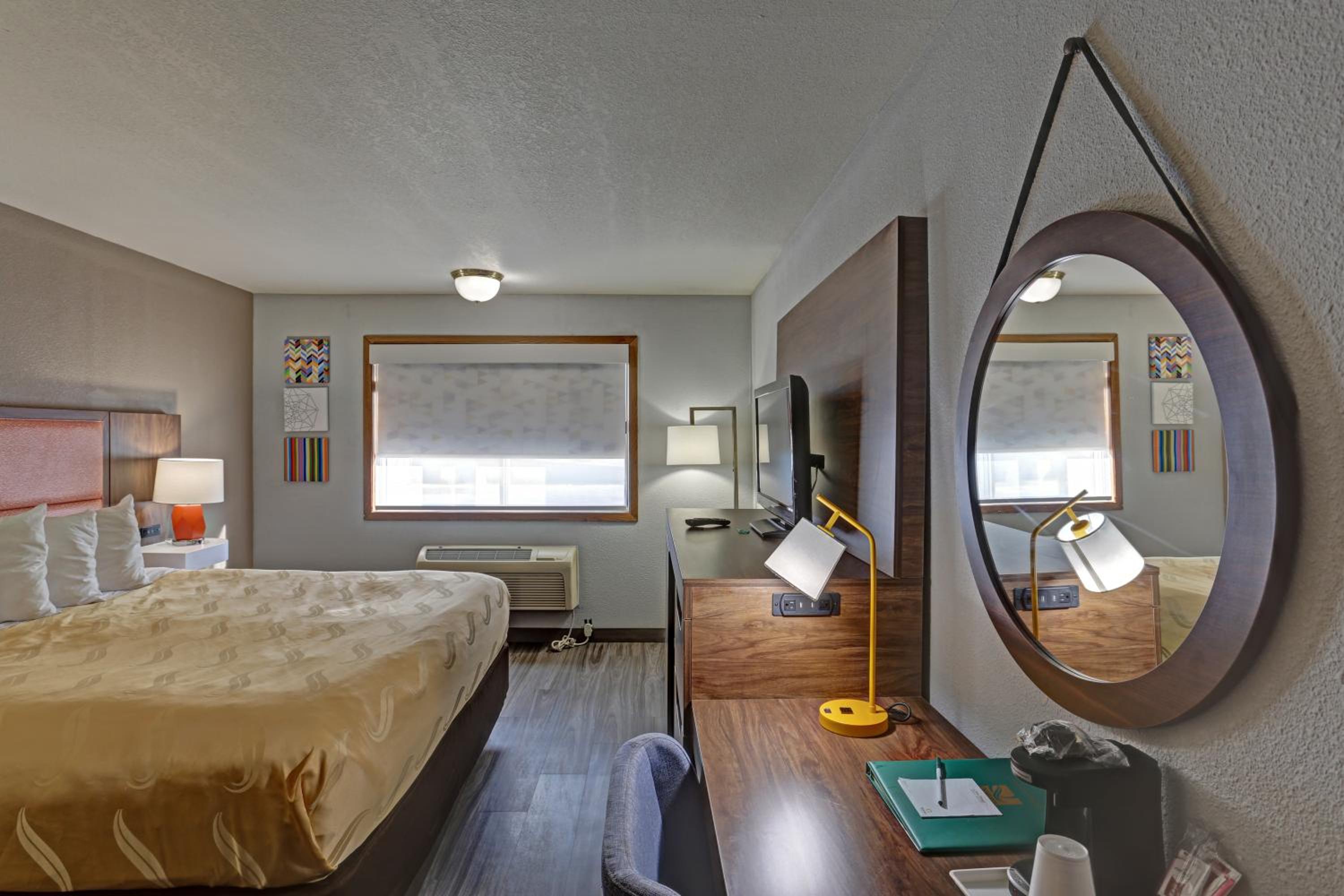 King Room - Non-Smoking
