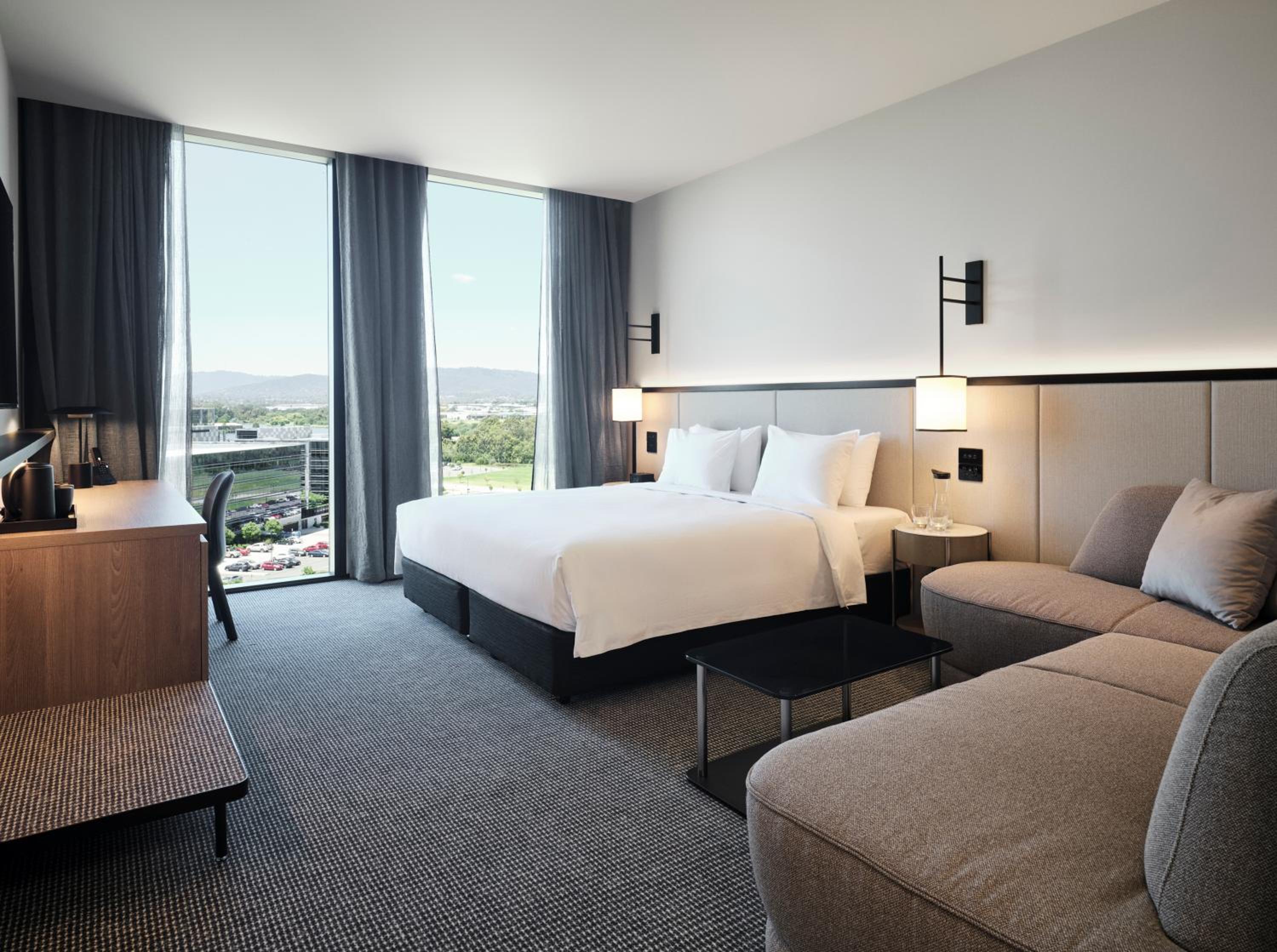 King Room with Mountain View - Photo 2