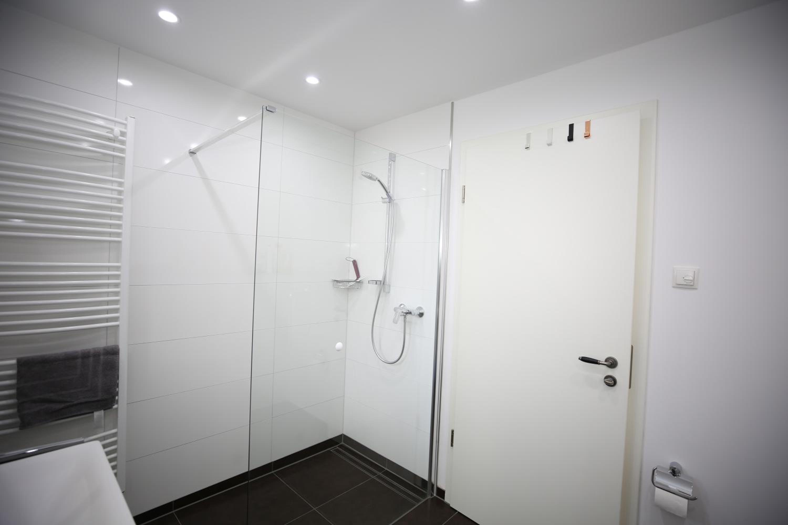 Two-Bedroom Apartment - Photo 17
