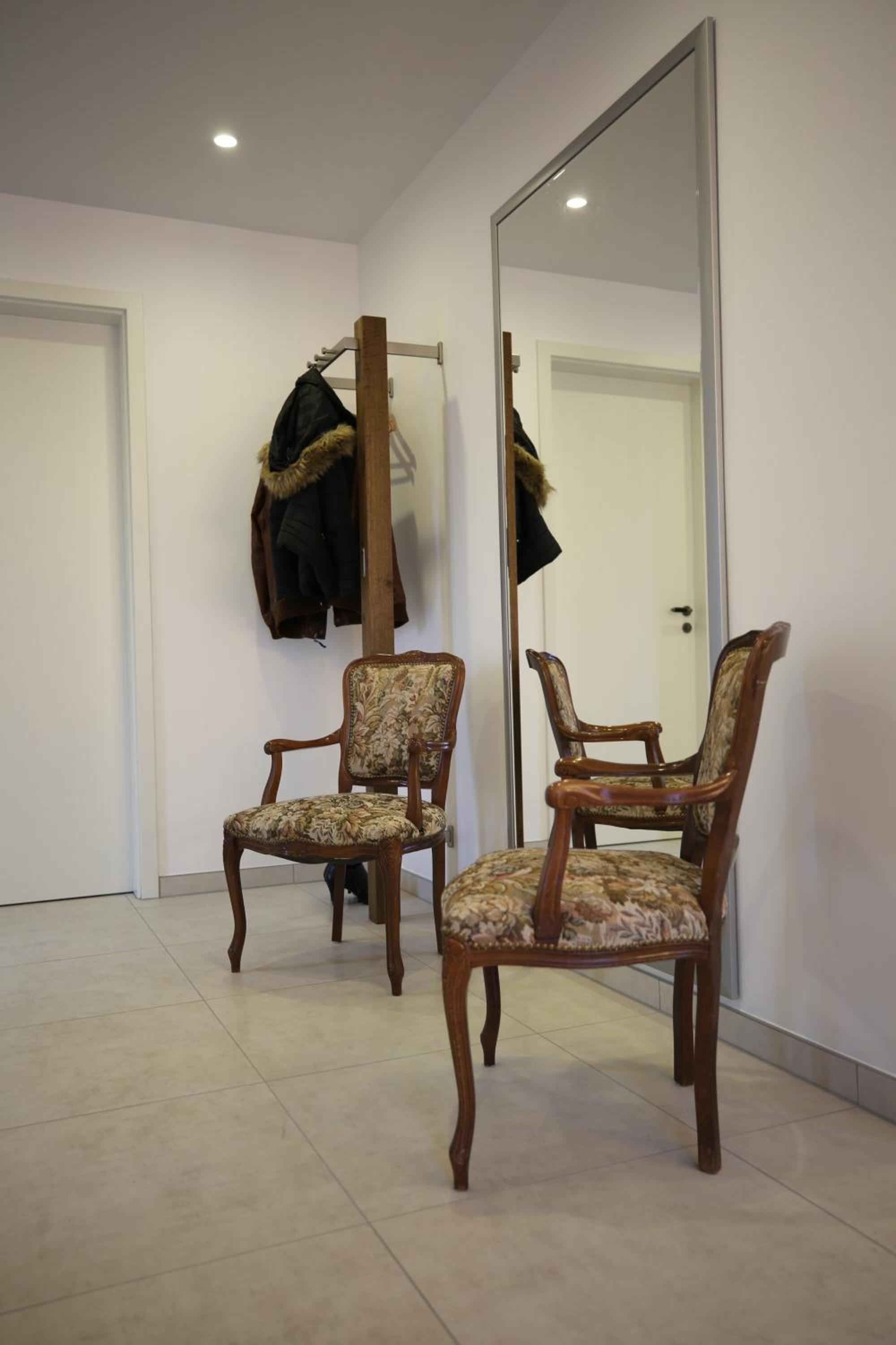Two-Bedroom Apartment - Photo 4