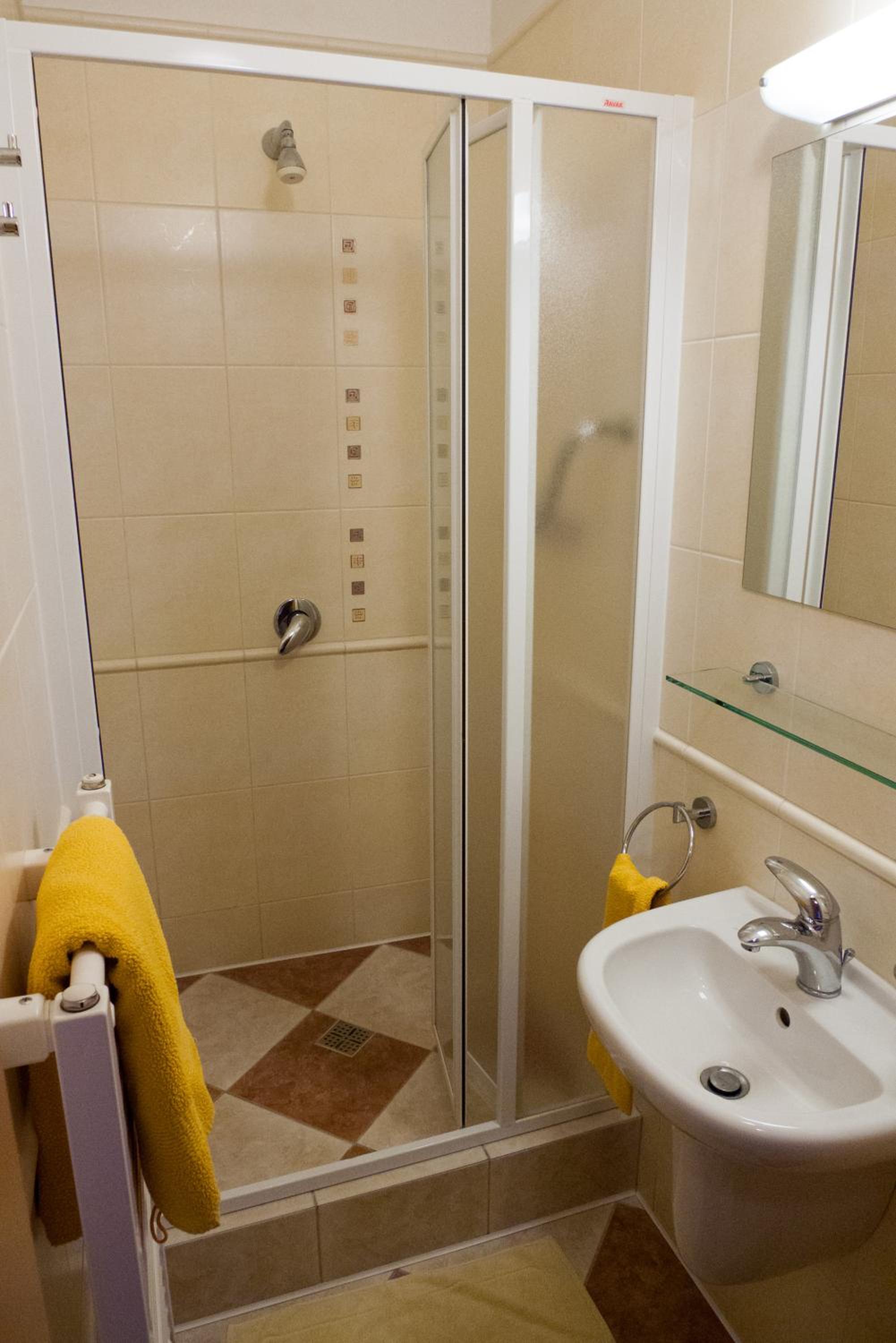 Double or Twin Room photo 3