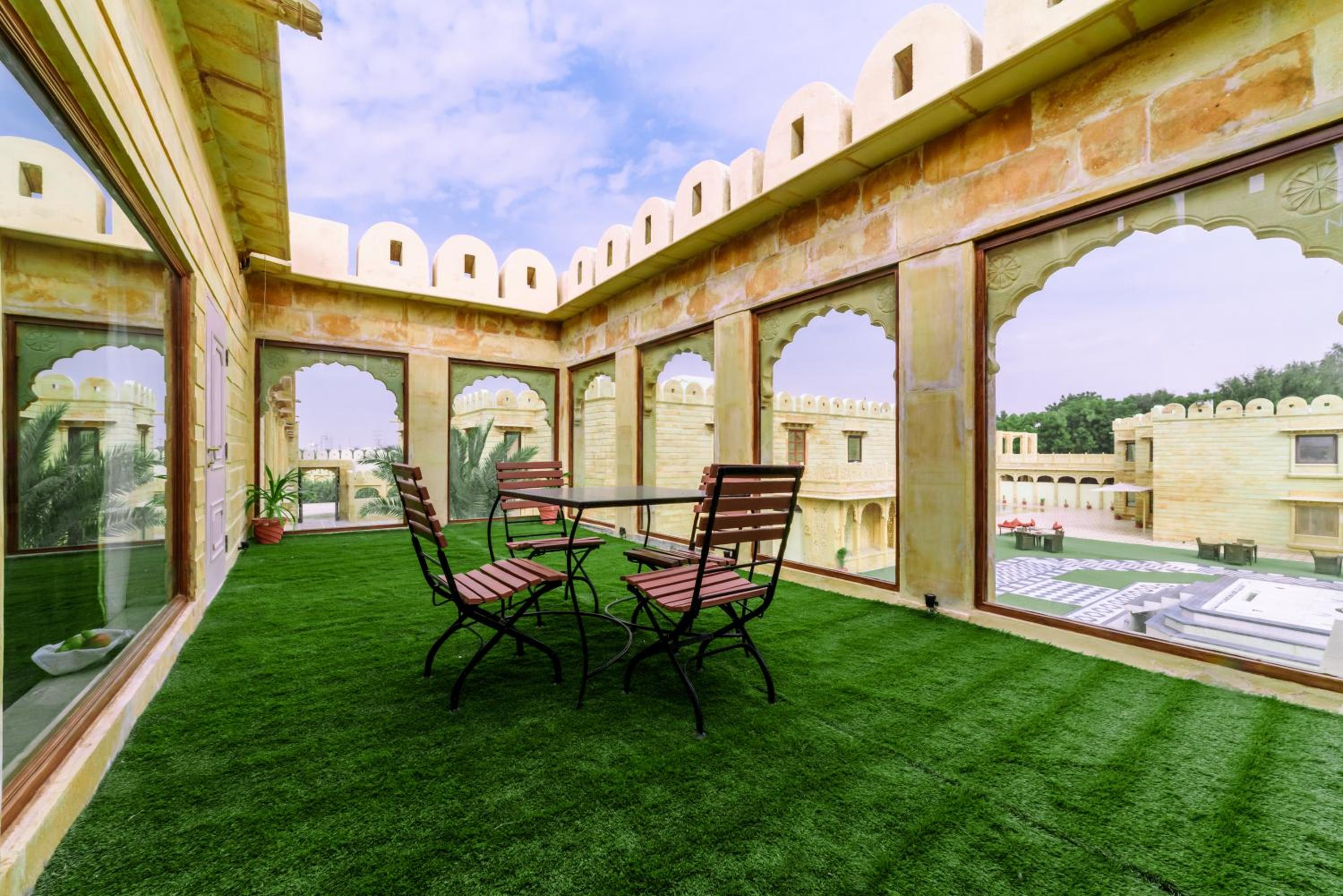 Palace Room with Private Terrace - Photo 11