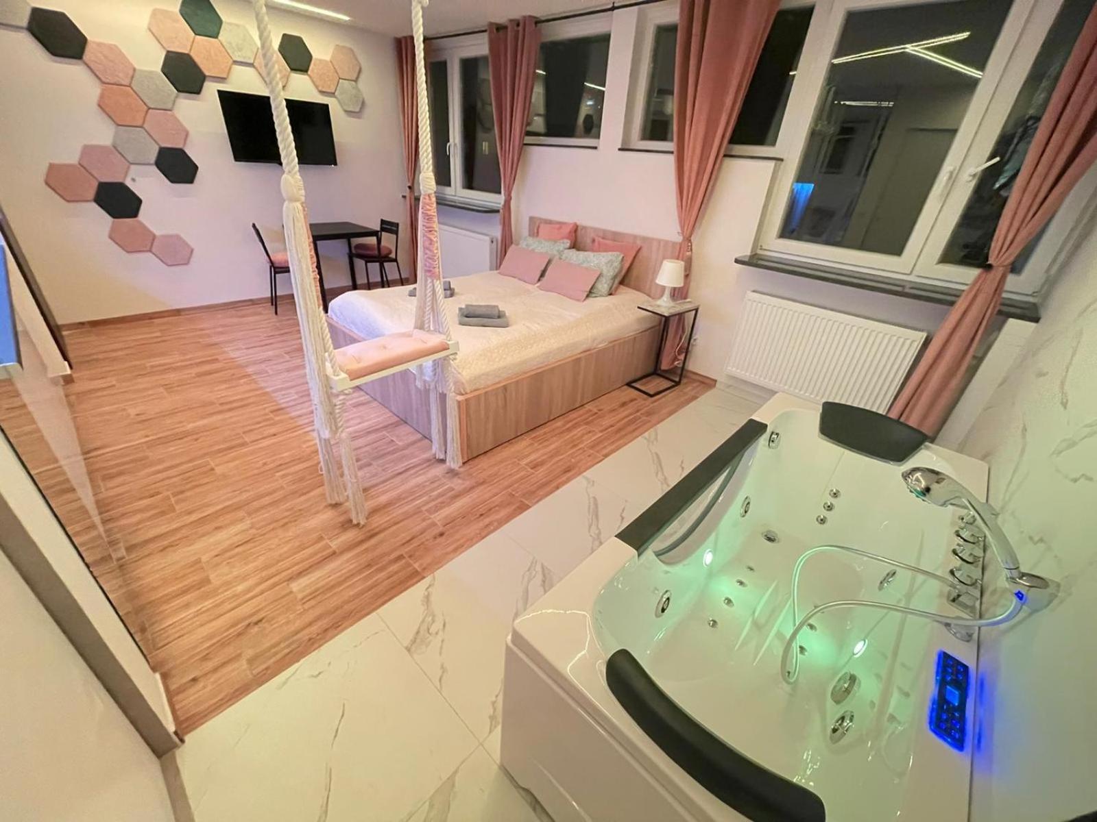 Deluxe Apartment - Photo 5