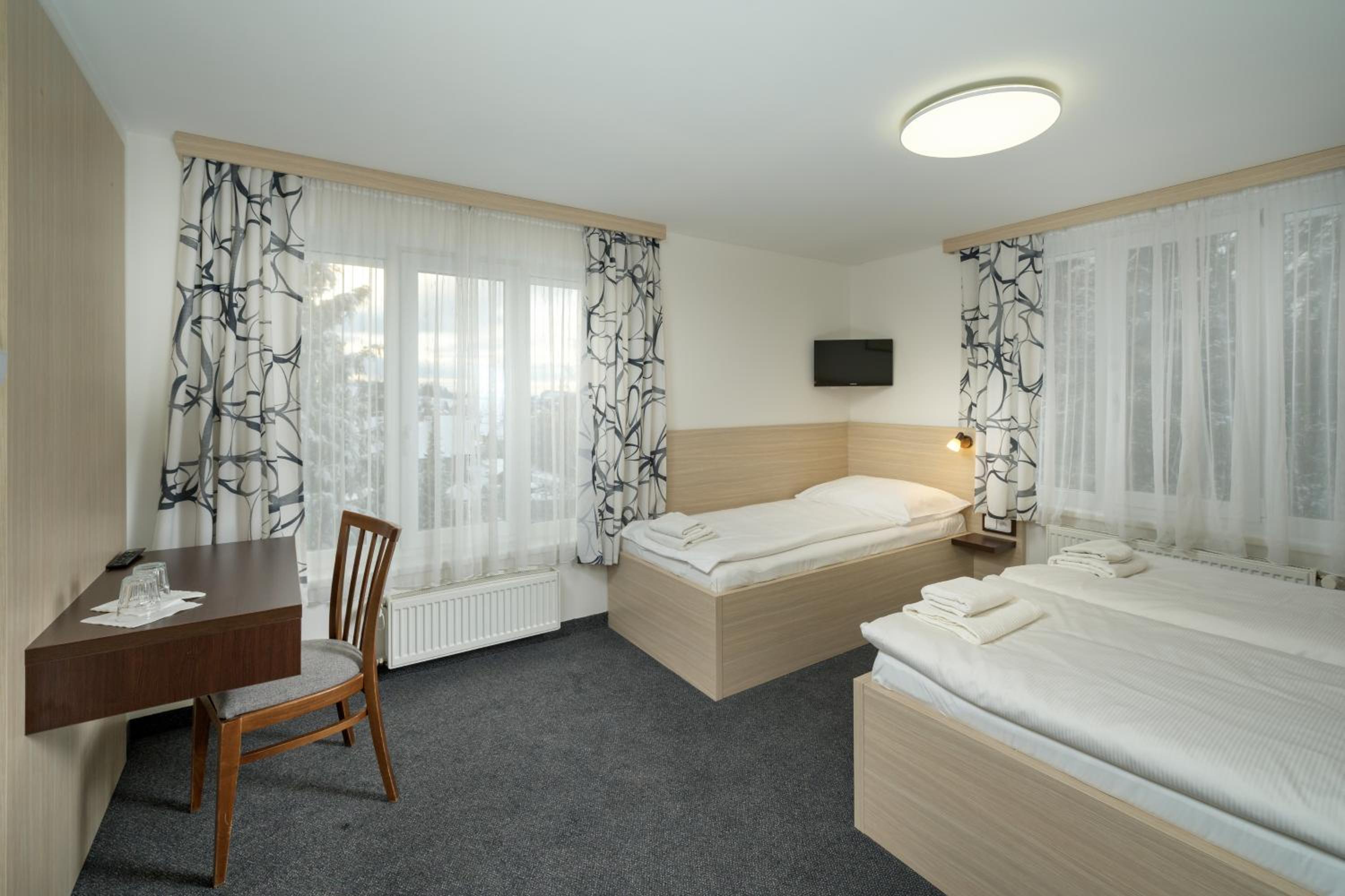 Comfort Triple Room
