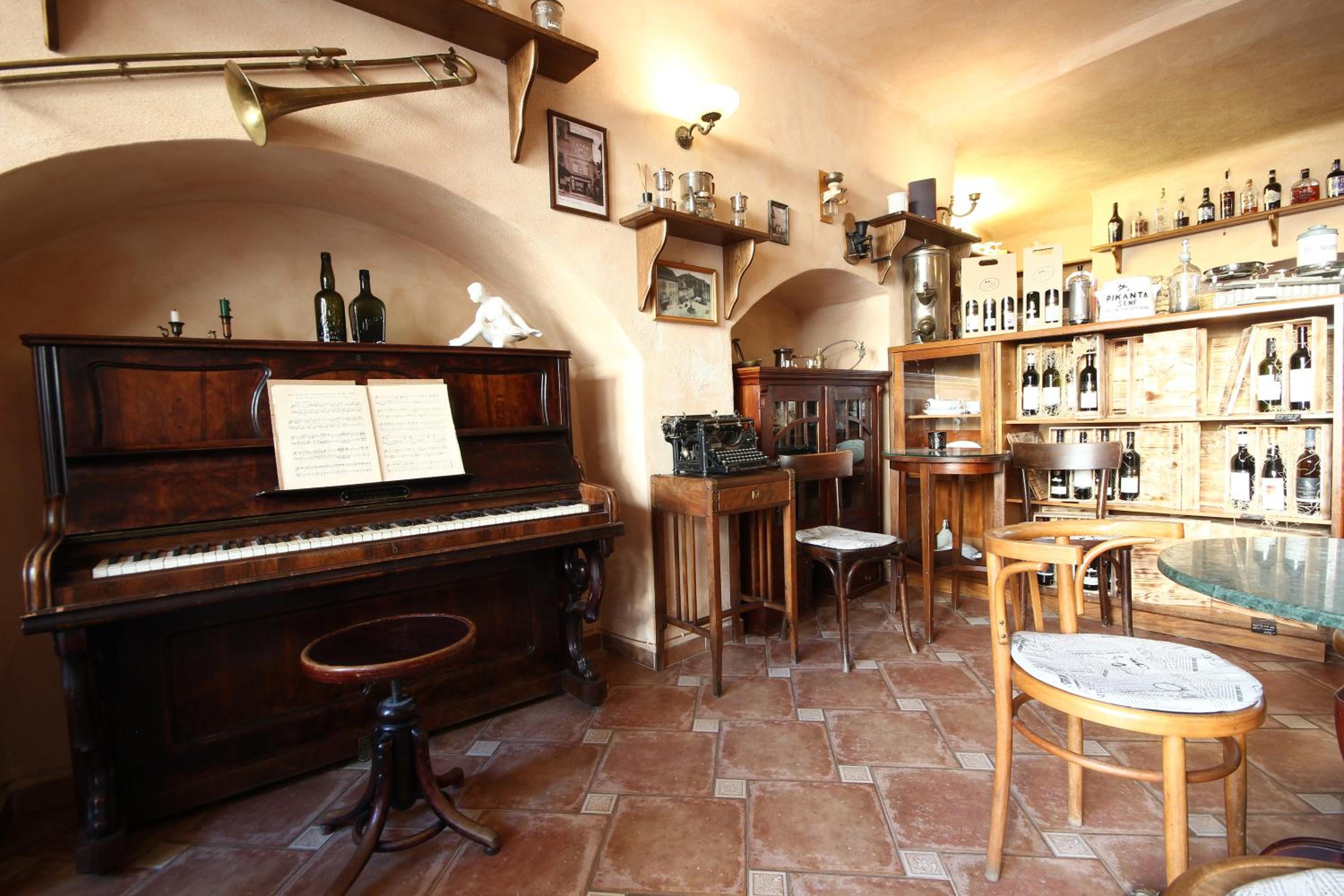 Double Room - Photo 4