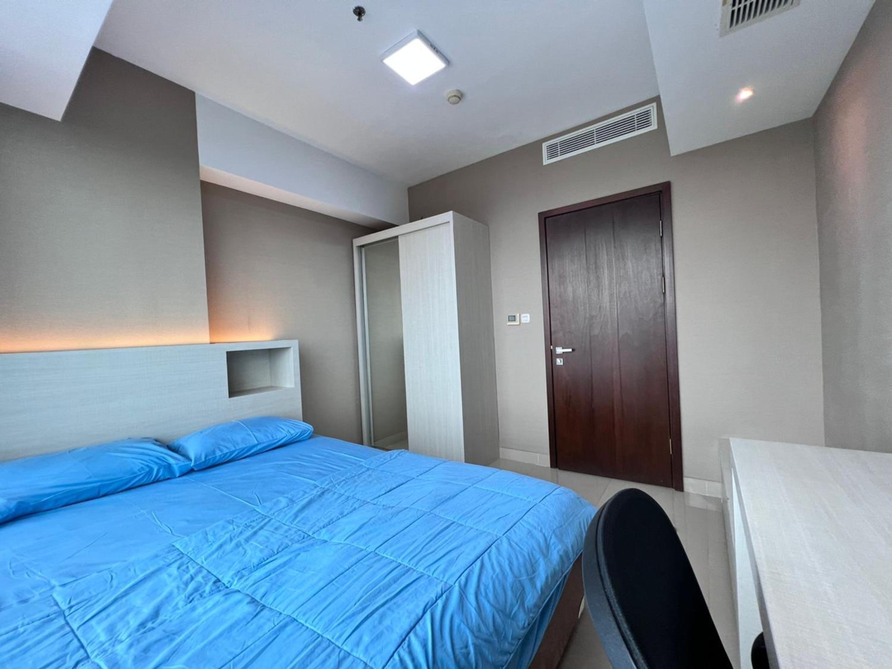 Two-Bedroom Apartment - Photo 18