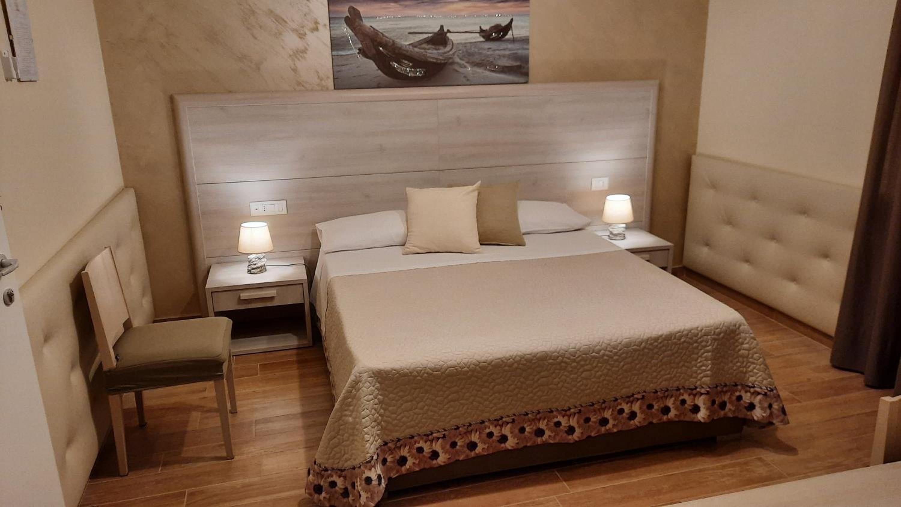 Double Room photo 3