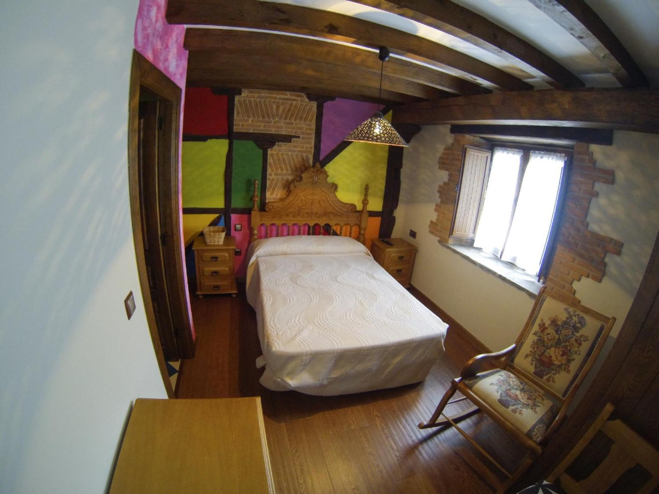 Habitación Doble con Baño Privado
