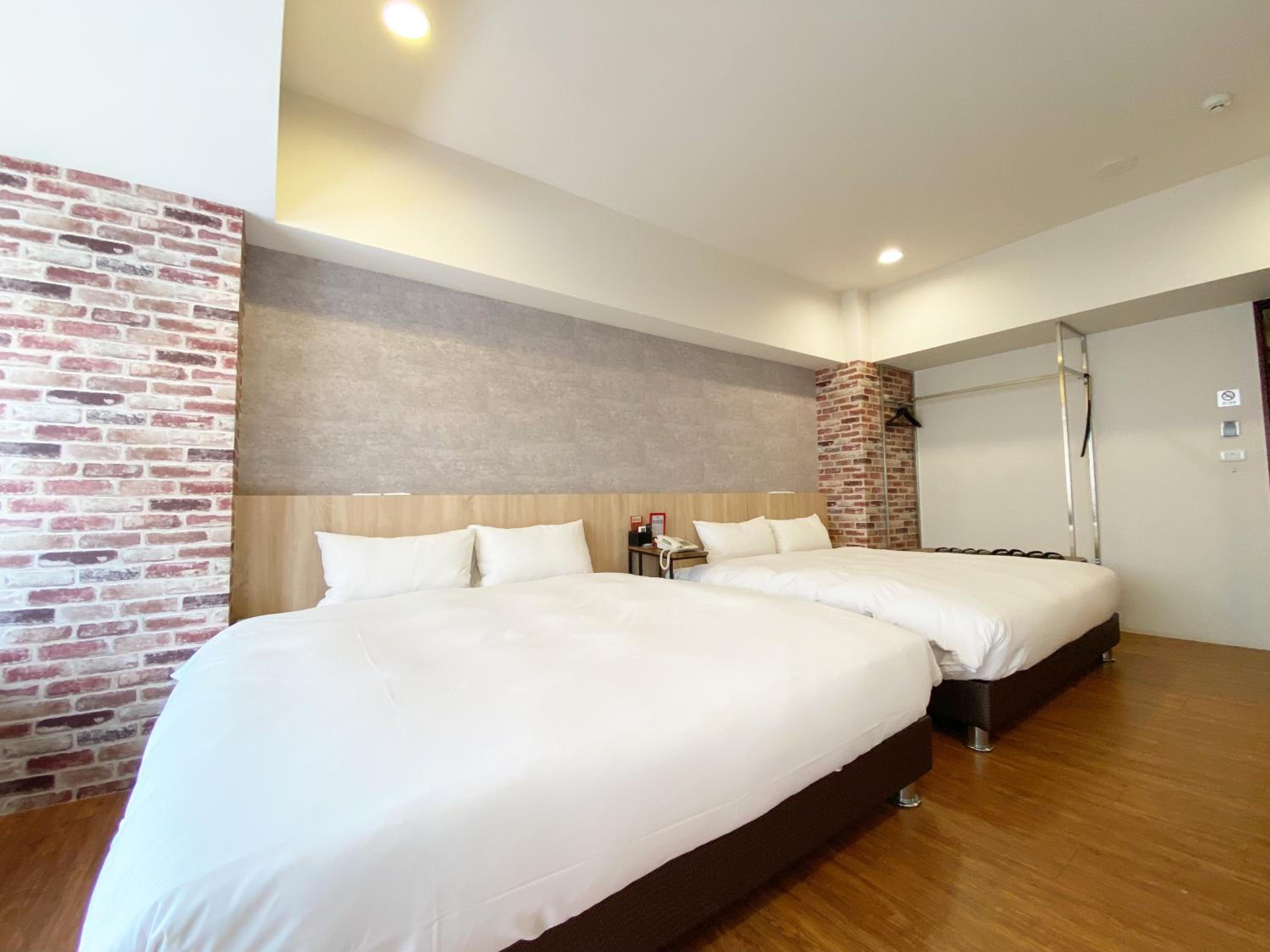 Deluxe Queen Room with Two Queen Beds