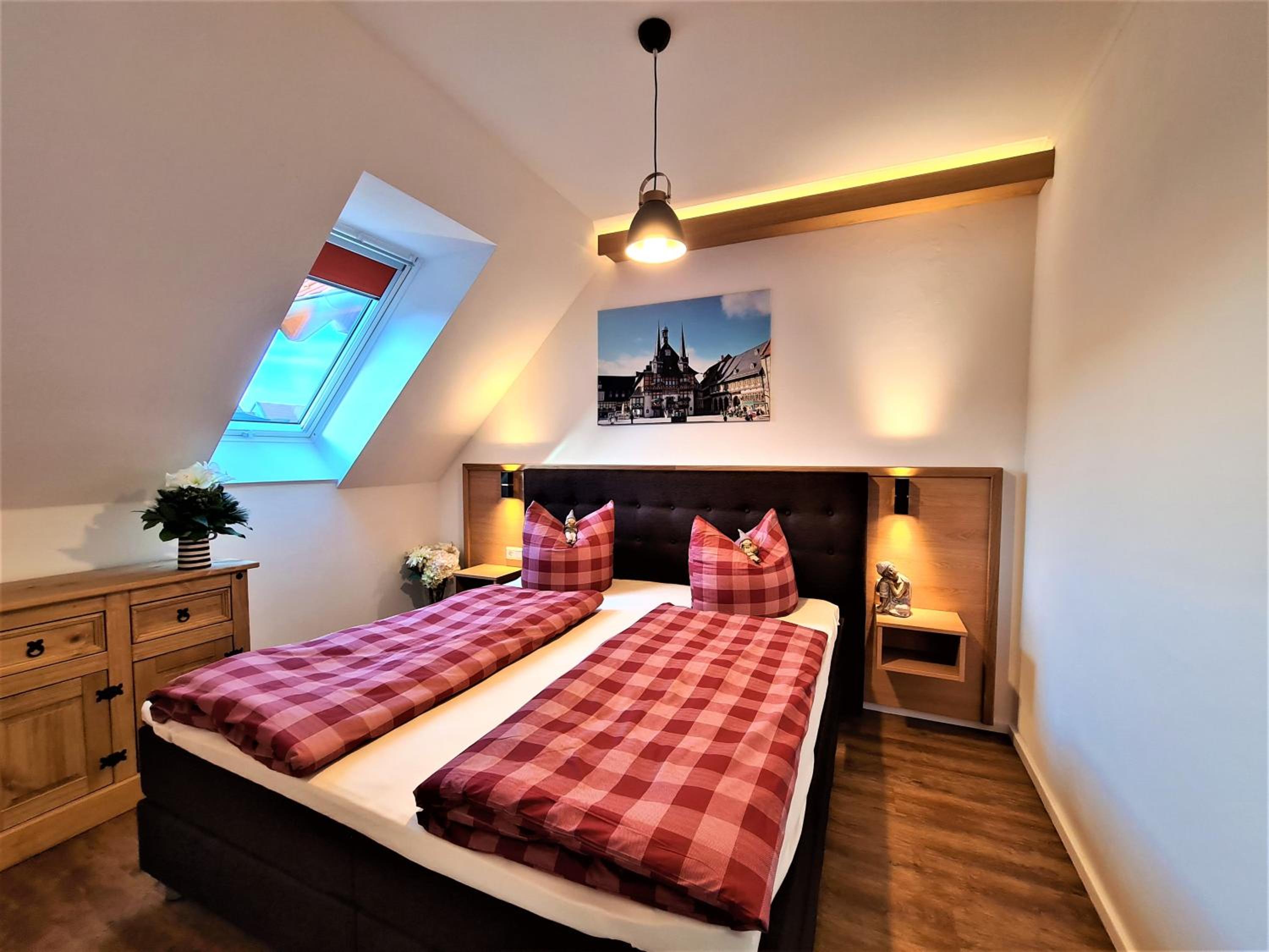 One-Bedroom Apartment with Balcony photo 1
