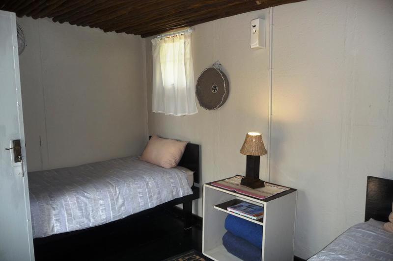 Basic Twin Room photo 1