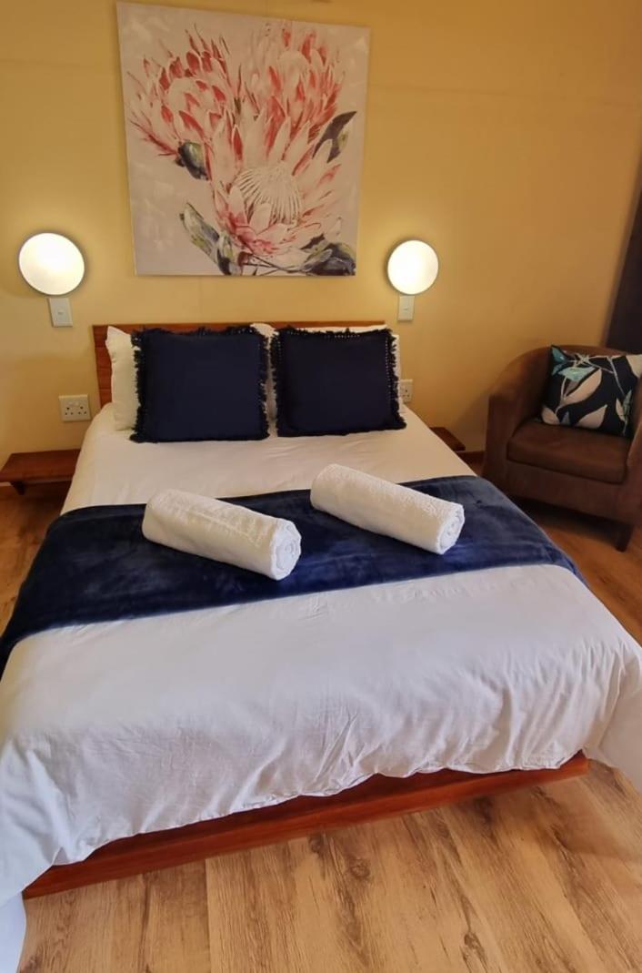 Double Room with Private Bathroom photo 3