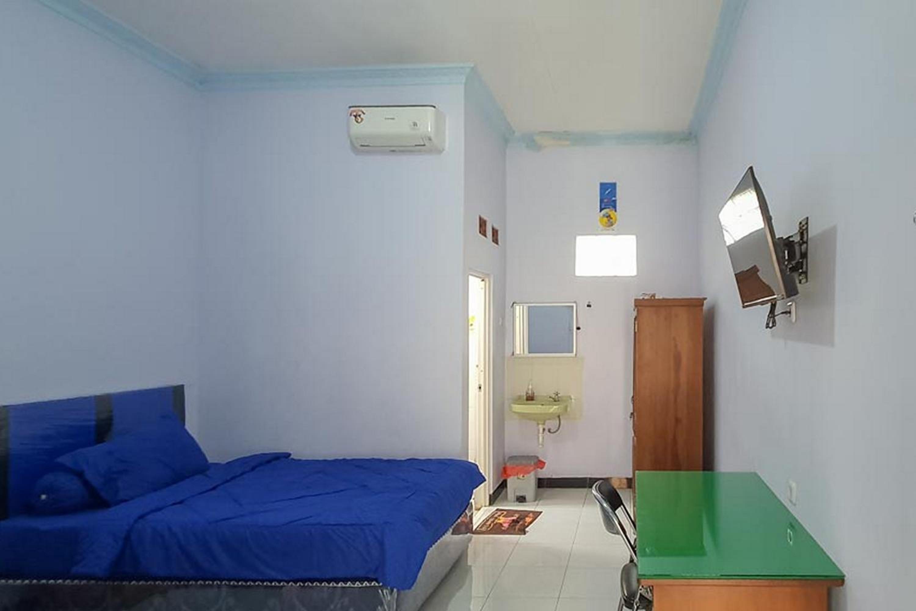 Standard Double Room - Photo 7