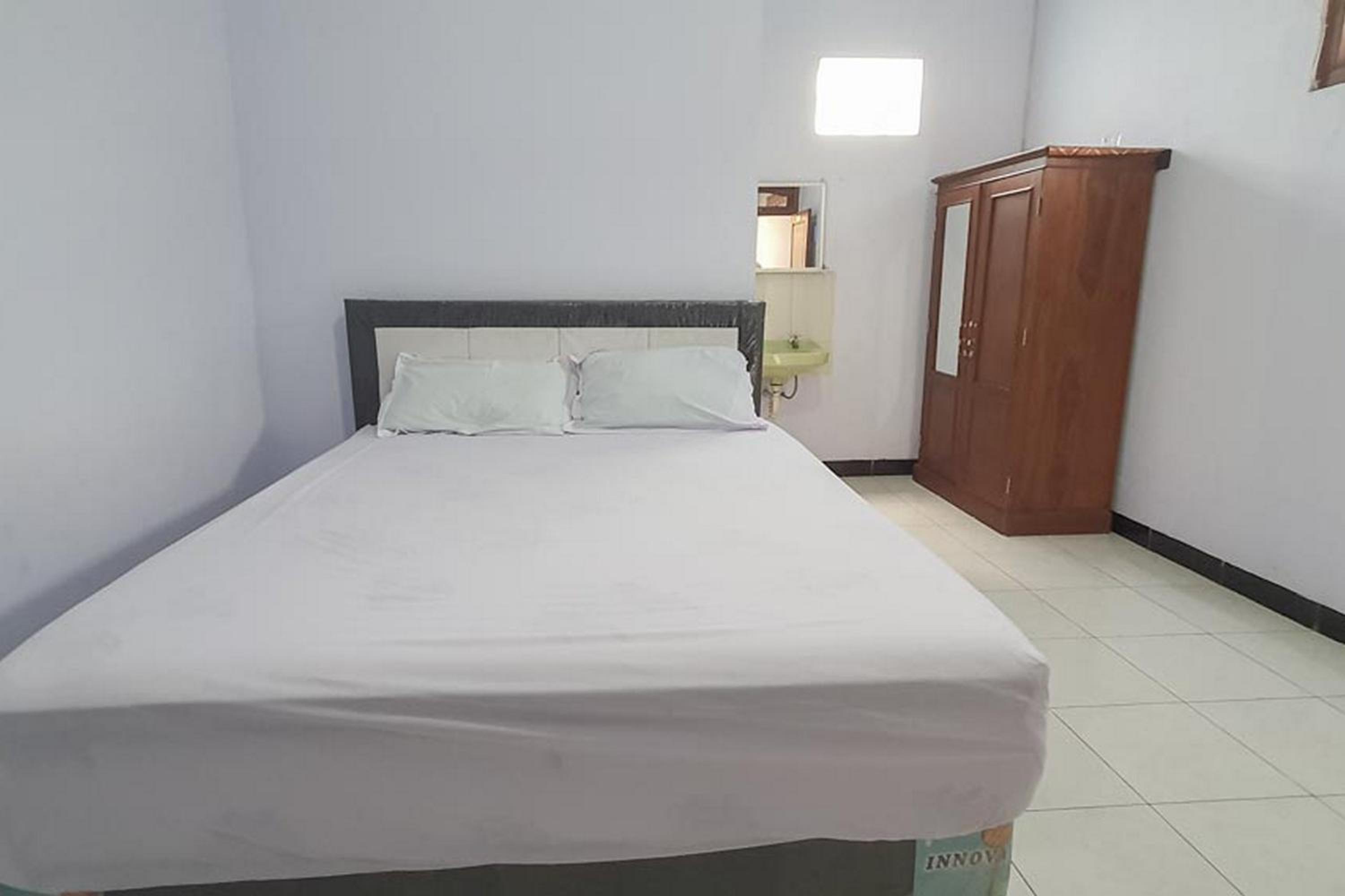 Standard Double Room - Photo 1