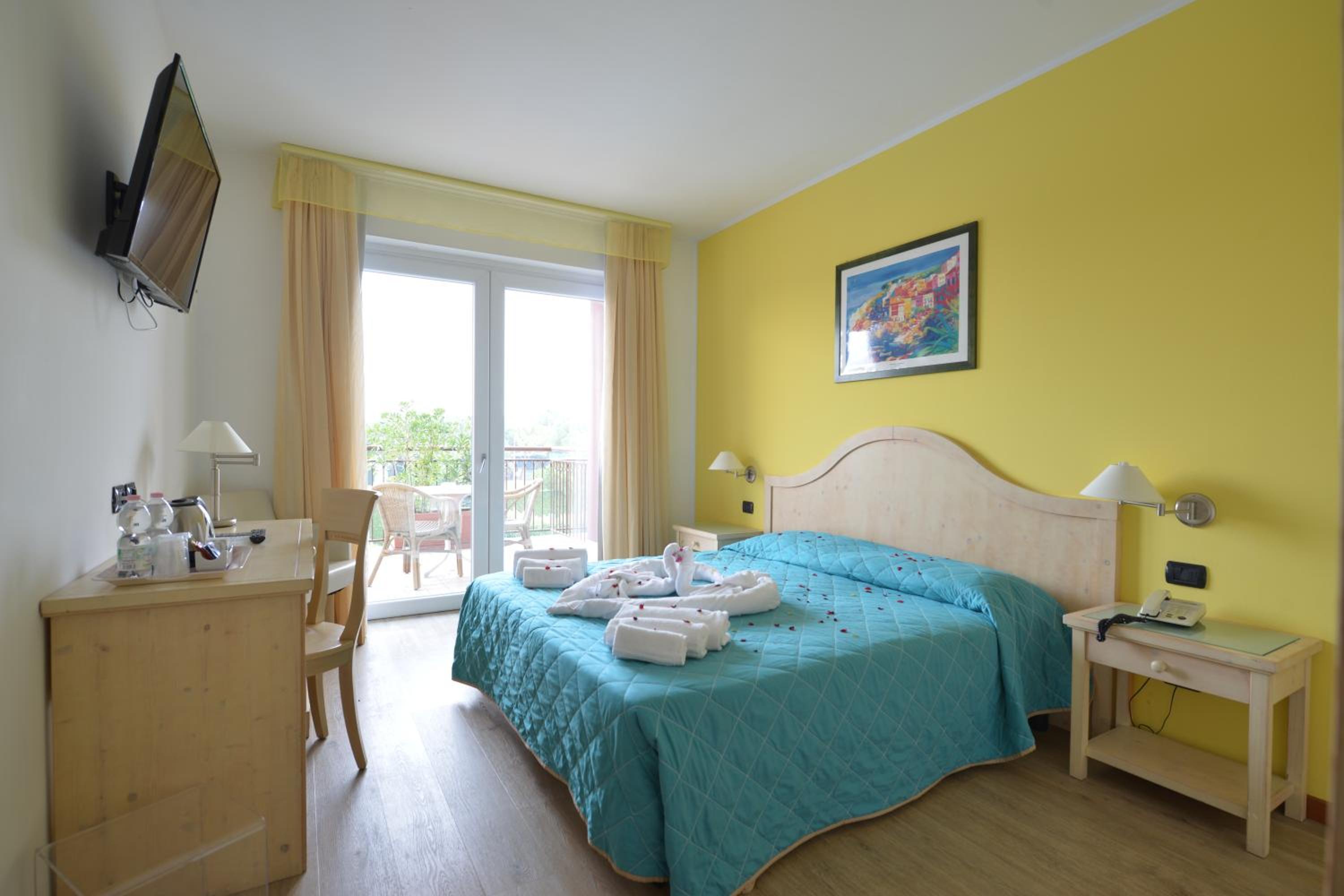 Double Room - Photo 4
