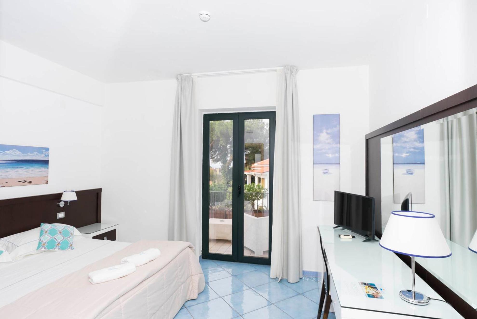Superior Double Room - Photo 6