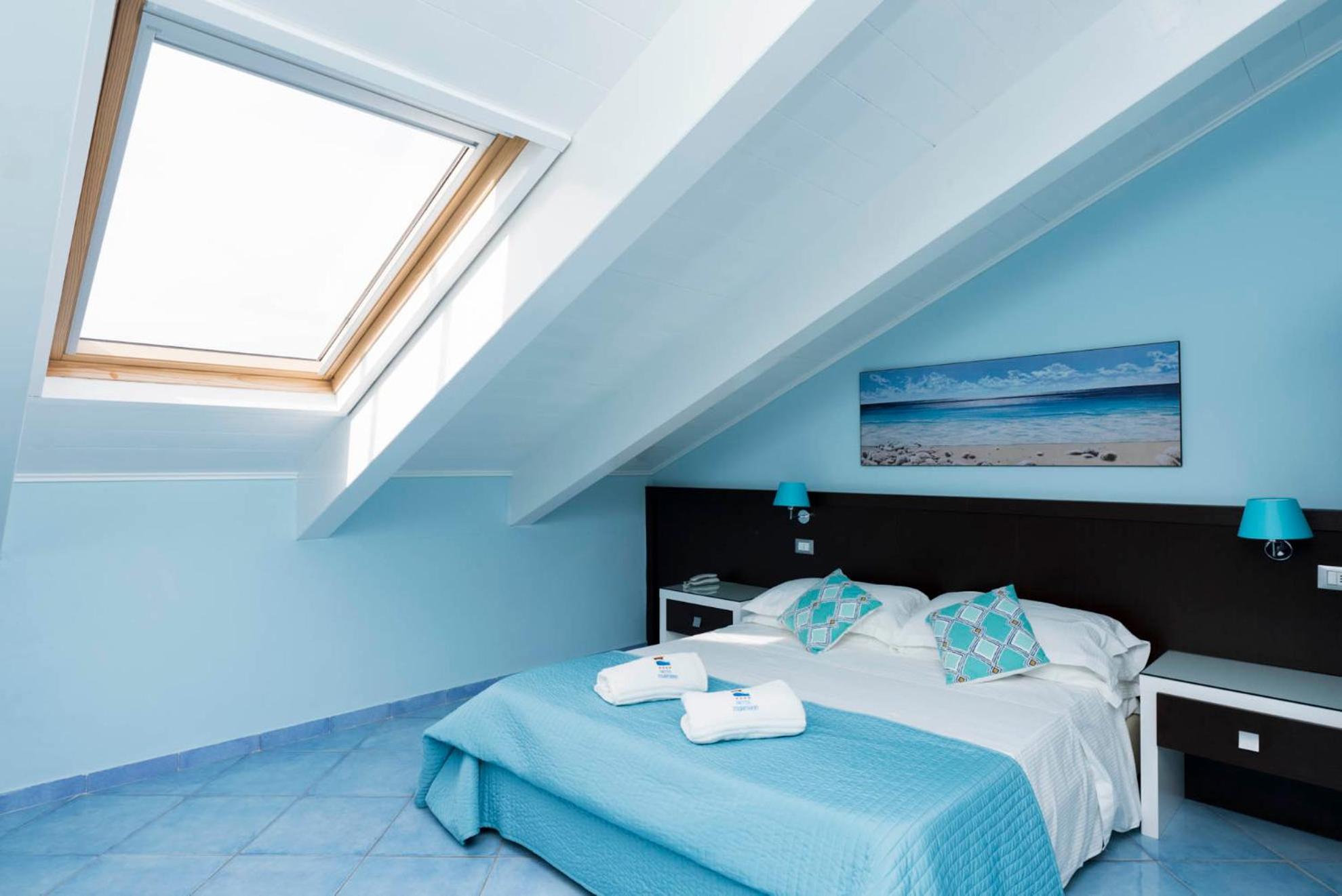 Double Room - Attic - Photo 12