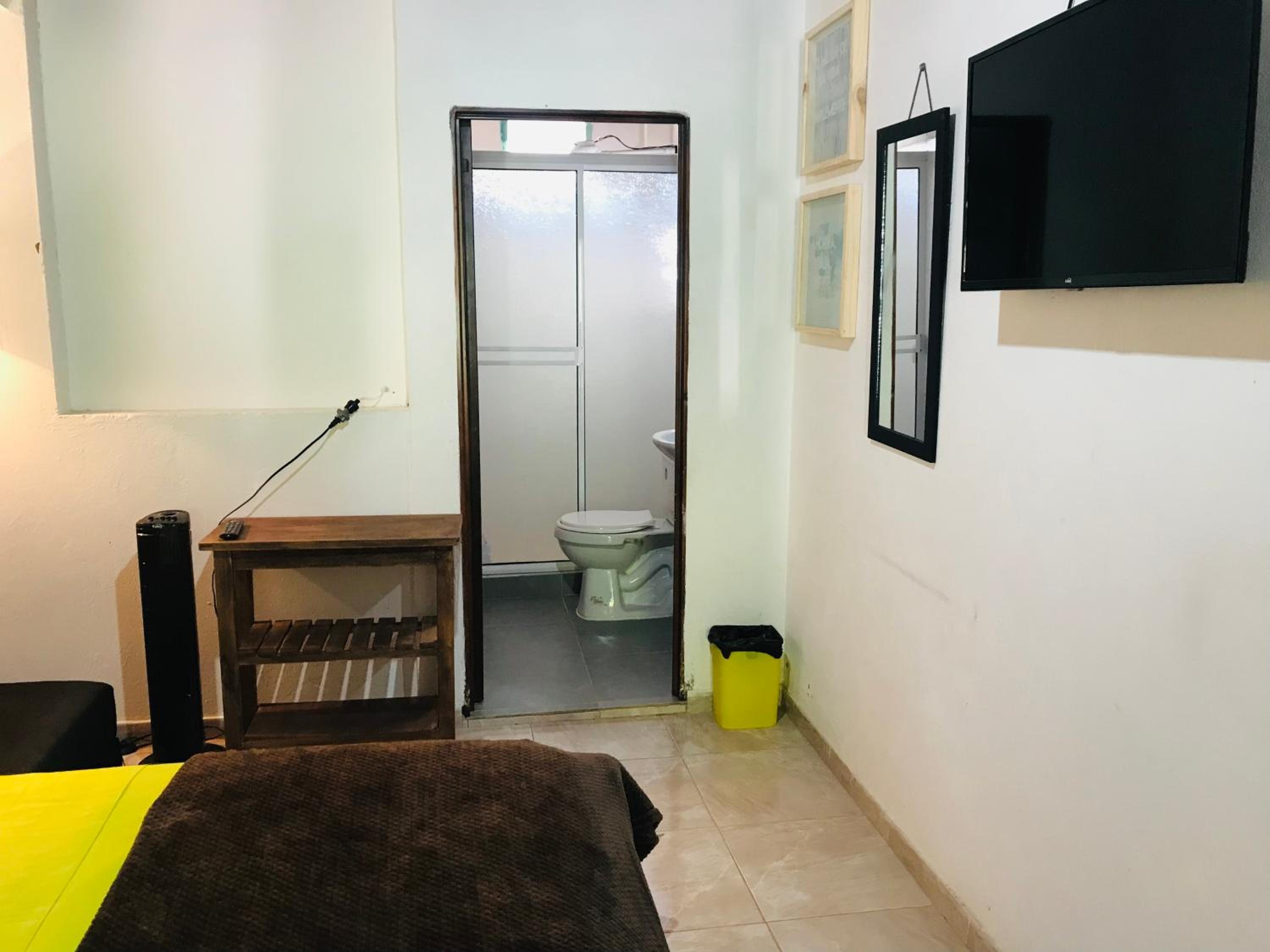Double Room with Private Bathroom photo 2
